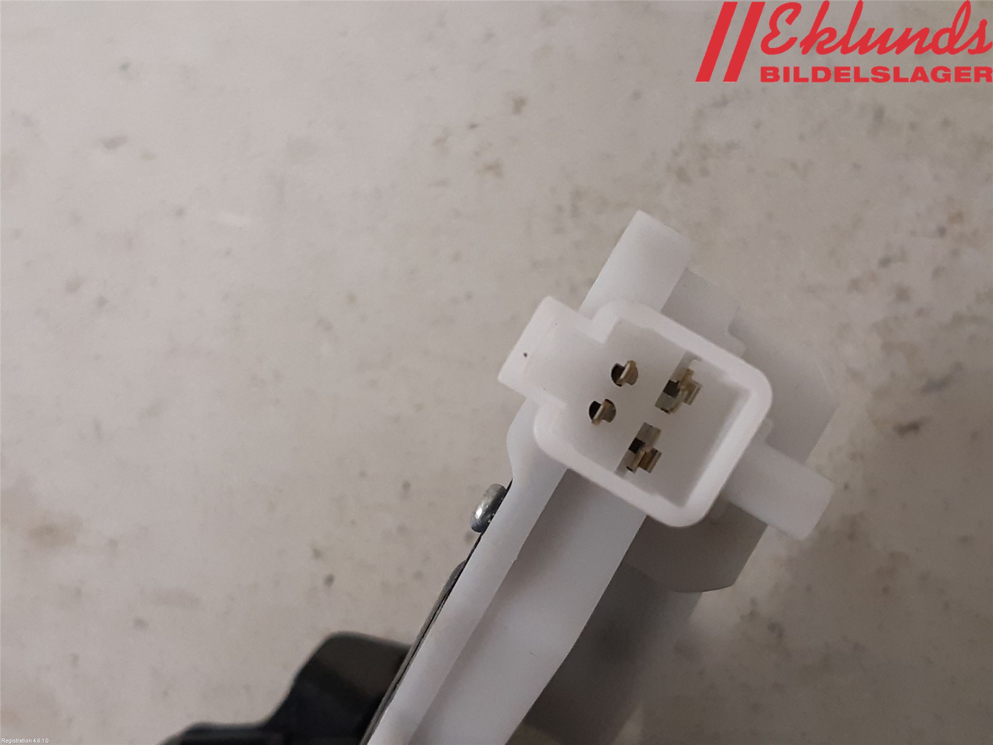 Nissan PULSAR Låskista Baklucka