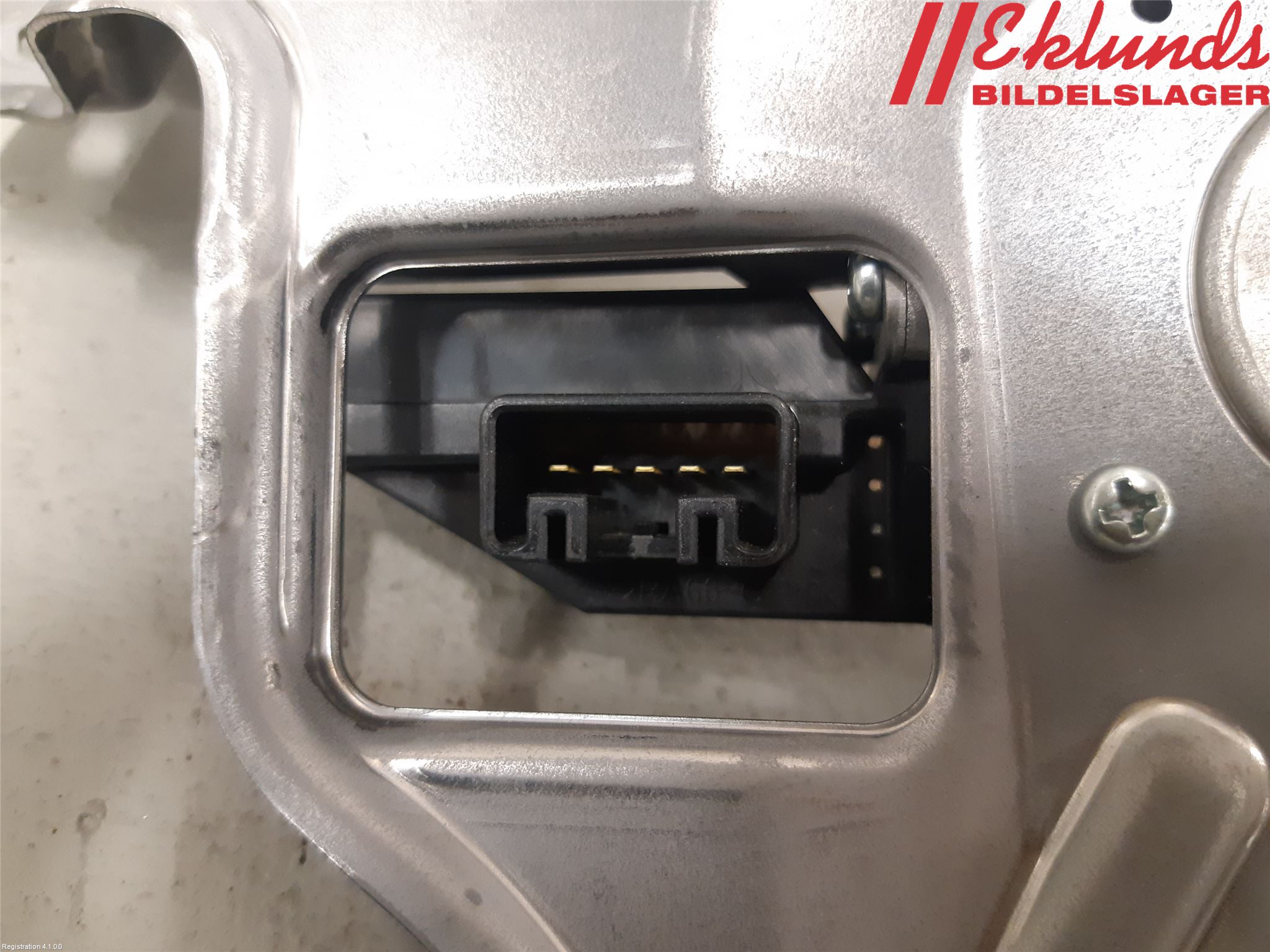 Toyota YARIS XP130 15-20 Torkarmotor Baklucka