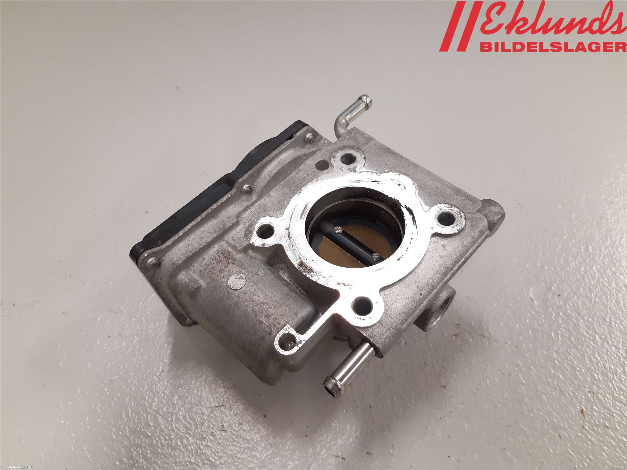 Mazda 2 (DE) 08-15 Injspjällhus