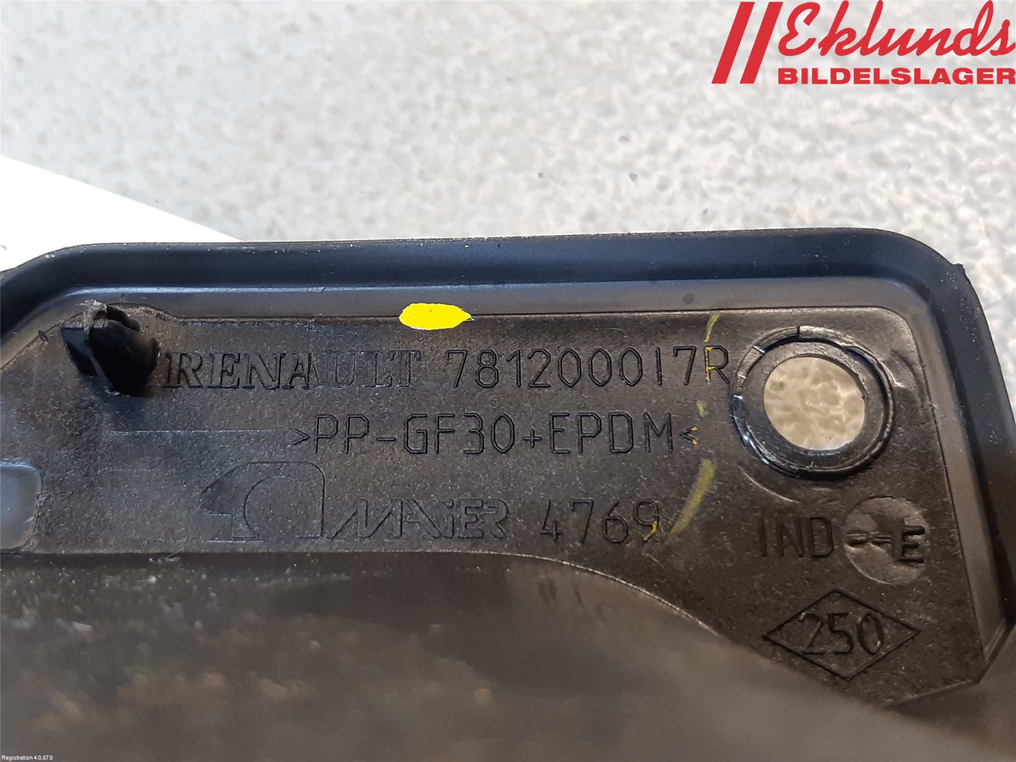 Opel MOVANO B 10-22 Tanklucka