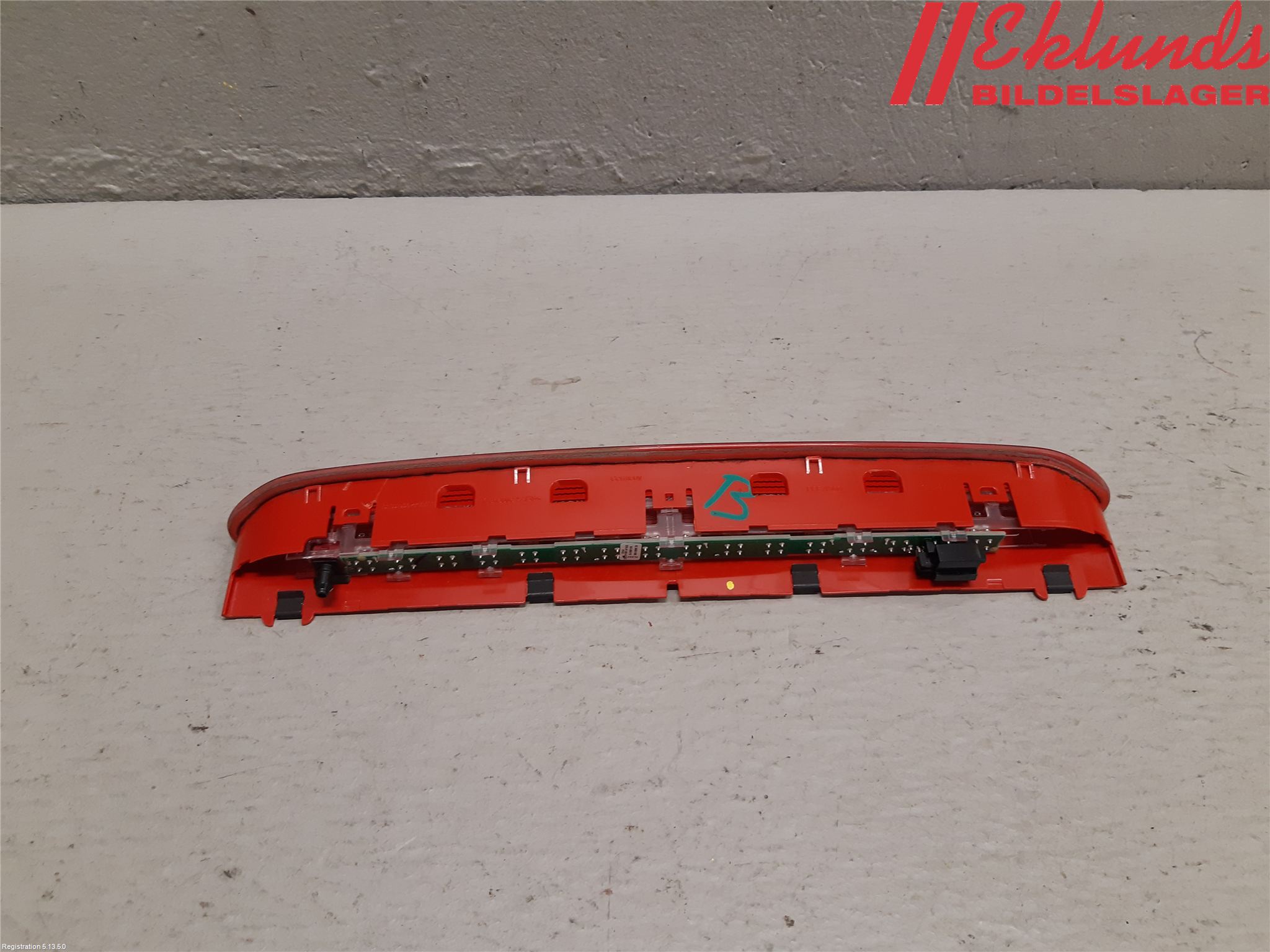 Volkswagen VW TIGUAN 16-24 Bromsljus Bakruta