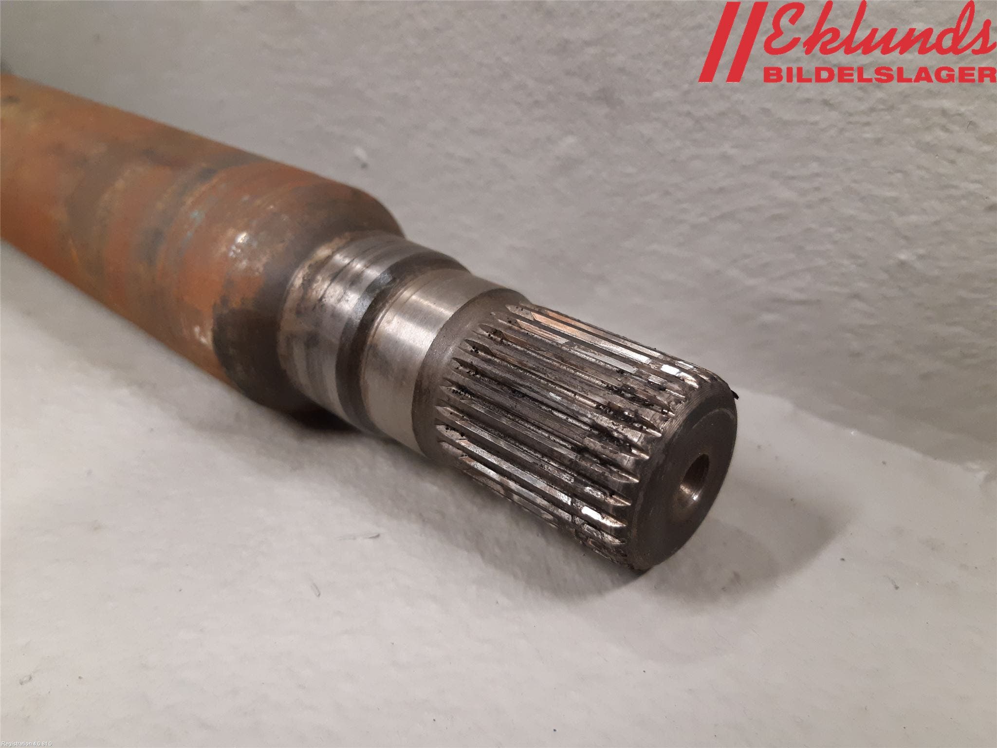 Volvo V70 14-16 Drivaxel Fram Höger