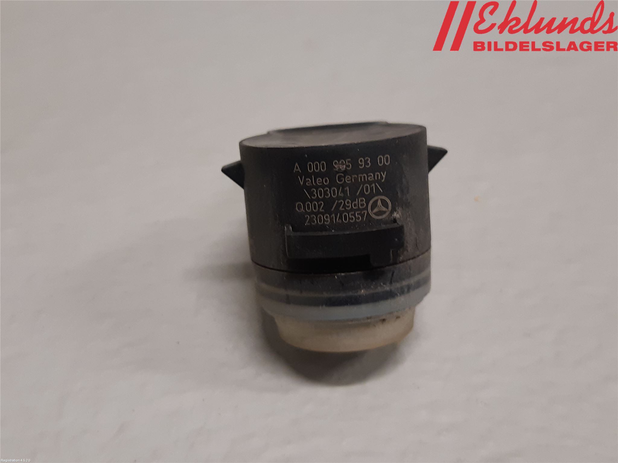 Mercedes-Benz MB E-KLASS (W212) 09-16 Parkeringshjälp Frontsensor