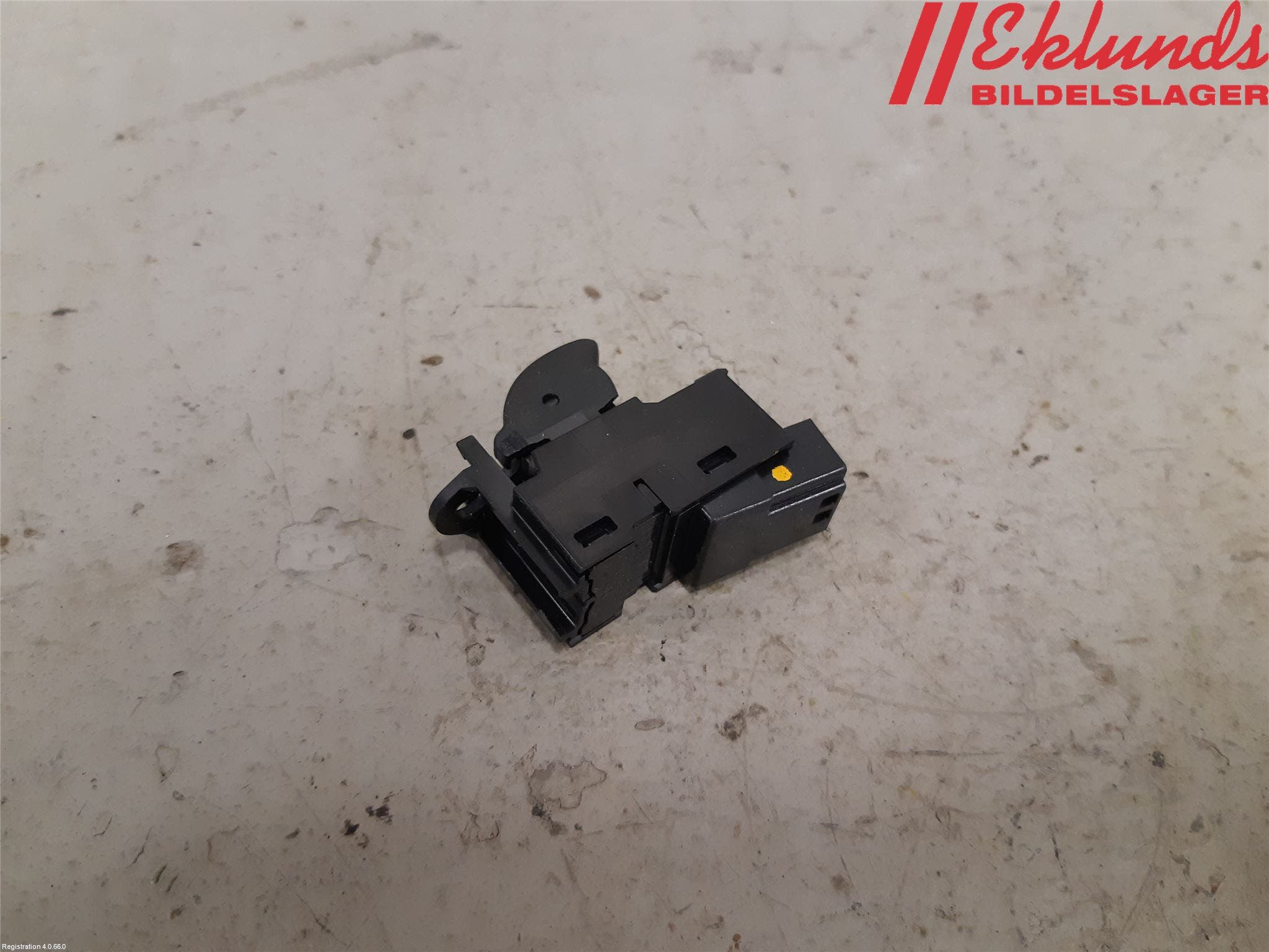 Volvo V70 08-13 Strömställare Elhiss