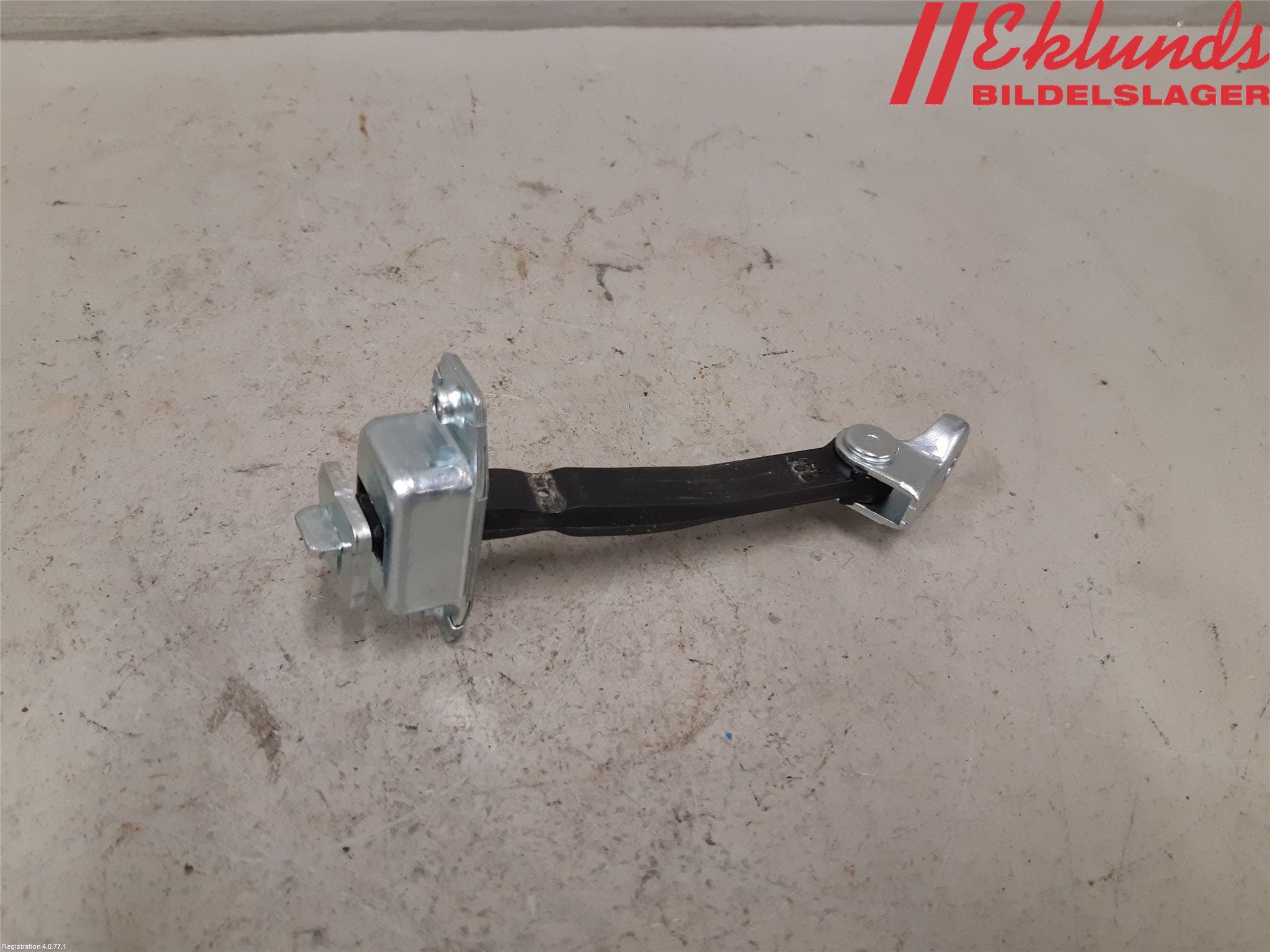 Toyota YARIS XP21 20- Dörrstopp