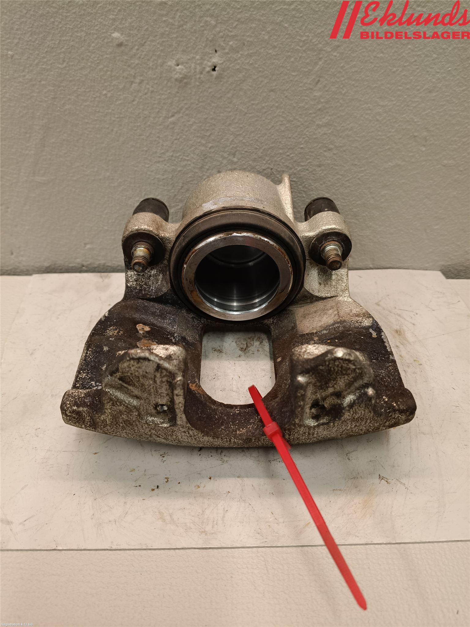 Volvo V70 05-08 Bromsok Fram Vänster