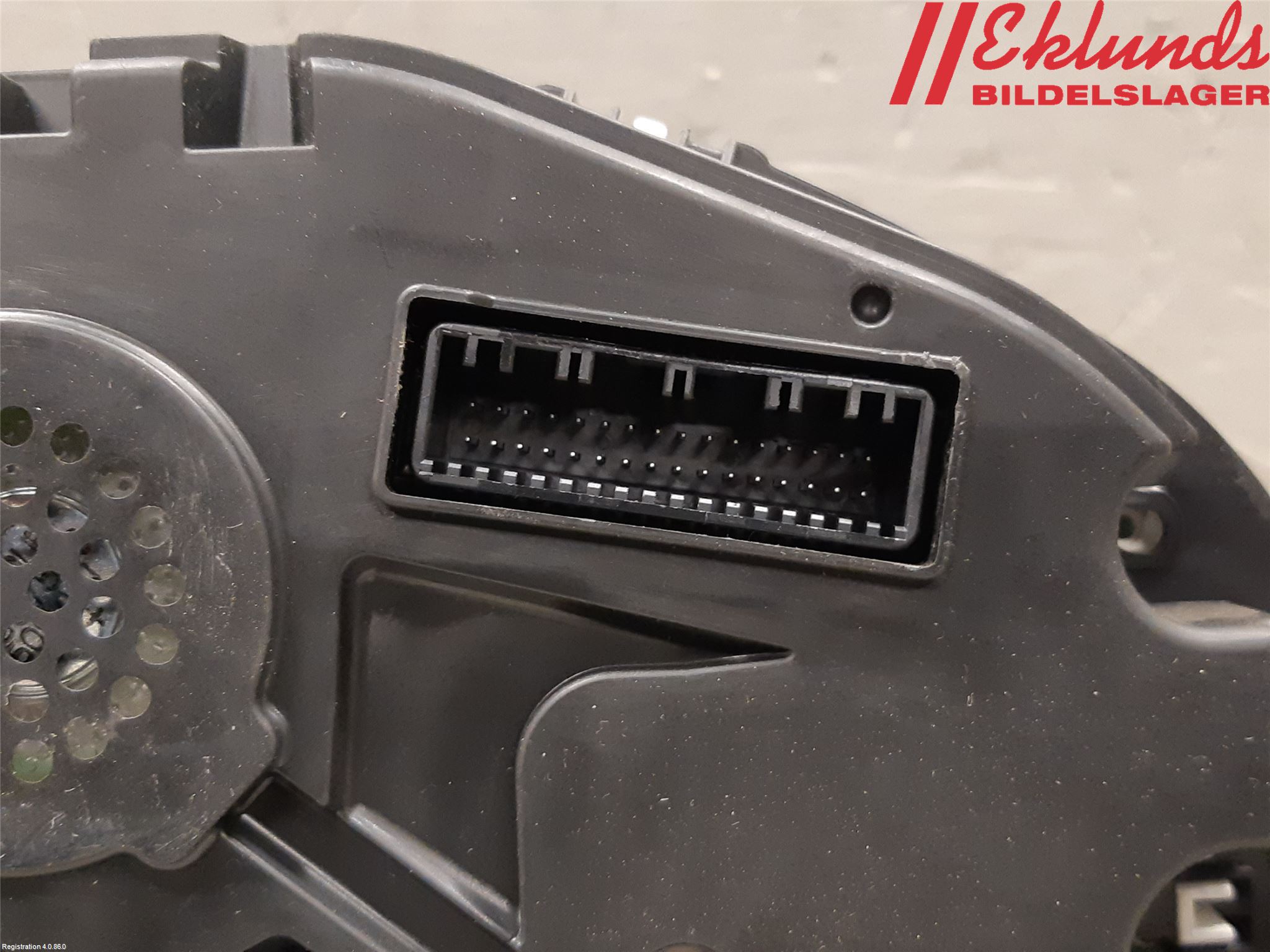 Kia STONIC 18->> Instrument Komb