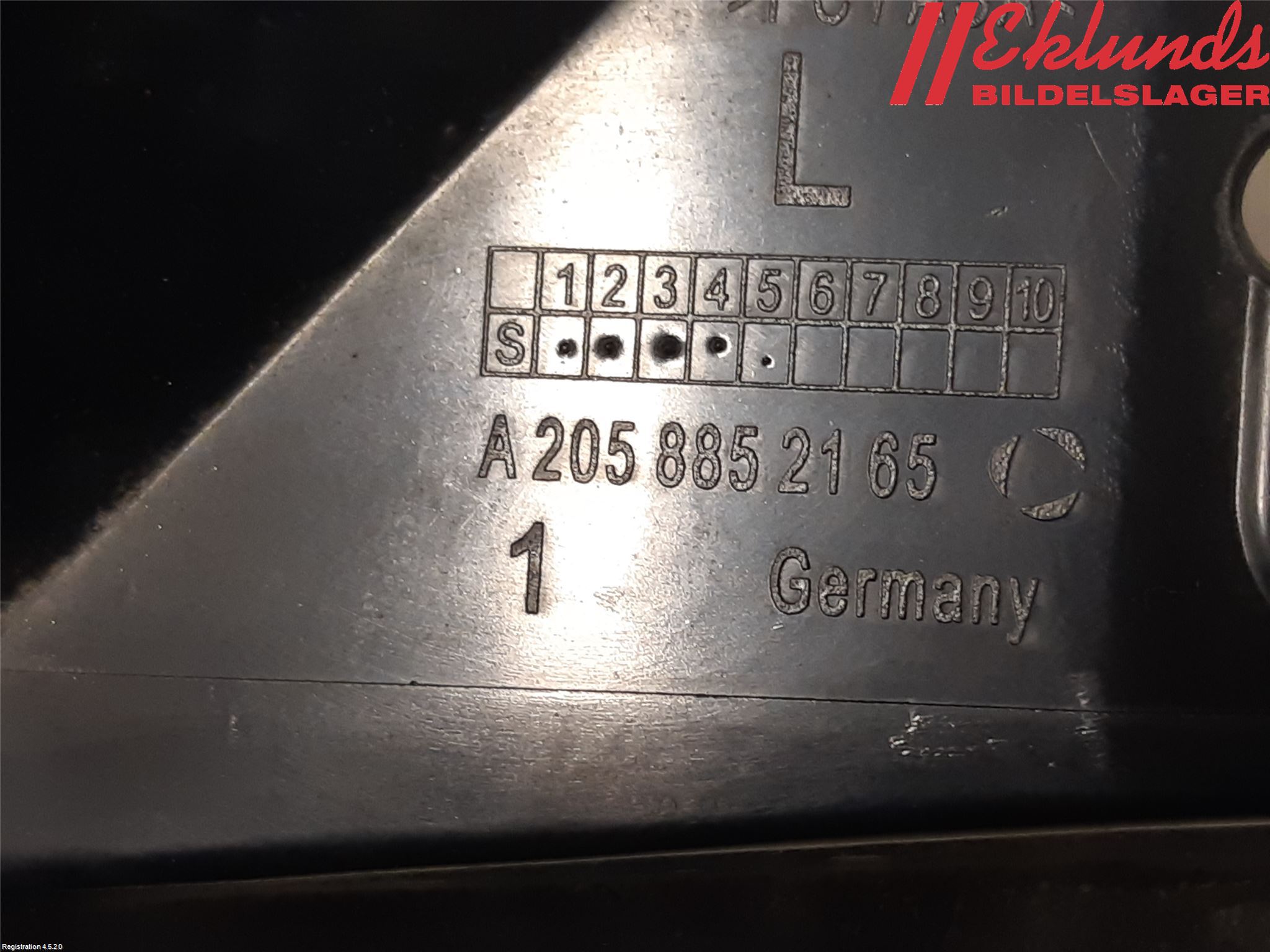 Mercedes-Benz MB C-KLASS (W205) 14-21 Stötfångarfäste Bak Vä