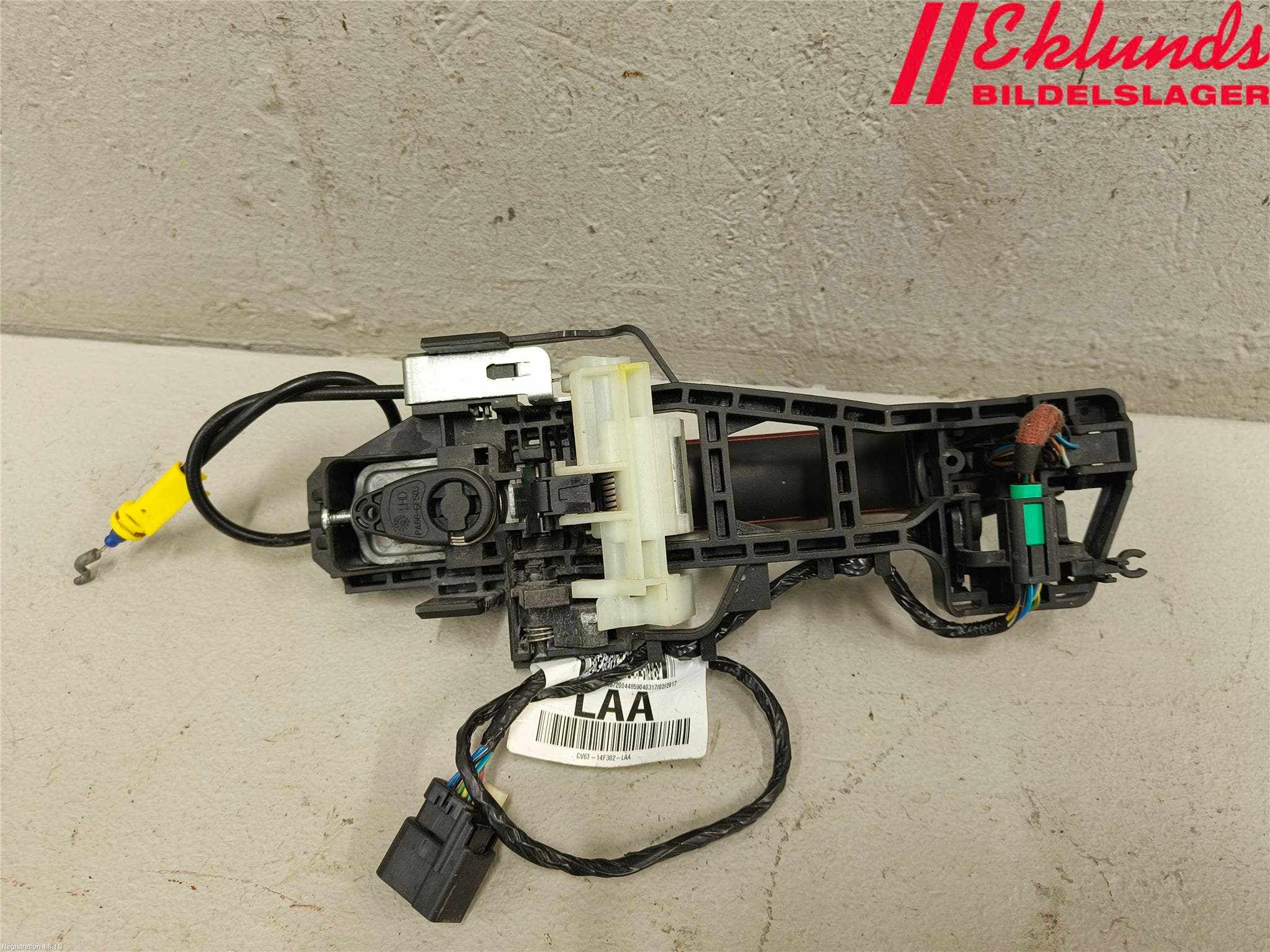 Ford KUGA 17-19 Dörrhandtag Yttre Vä