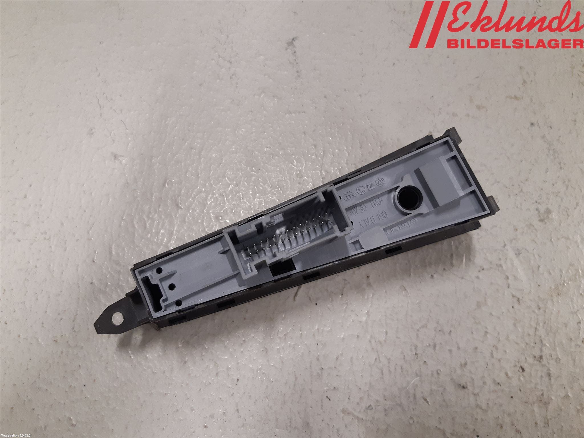 Volkswagen VW PASSAT 11-14 Strömställare Parkeringsbroms