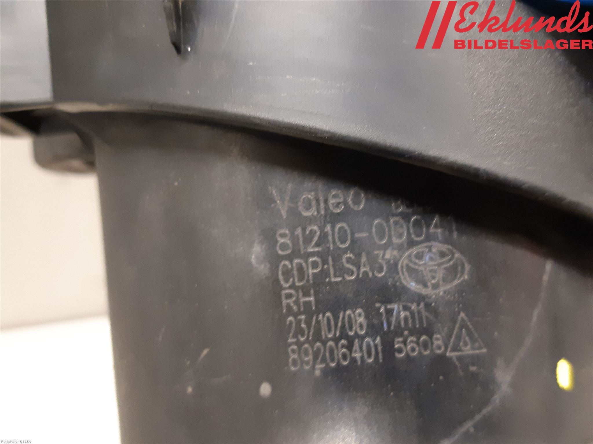 Toyota AVENSIS 09-15 Dimljus-Varselljus Fram