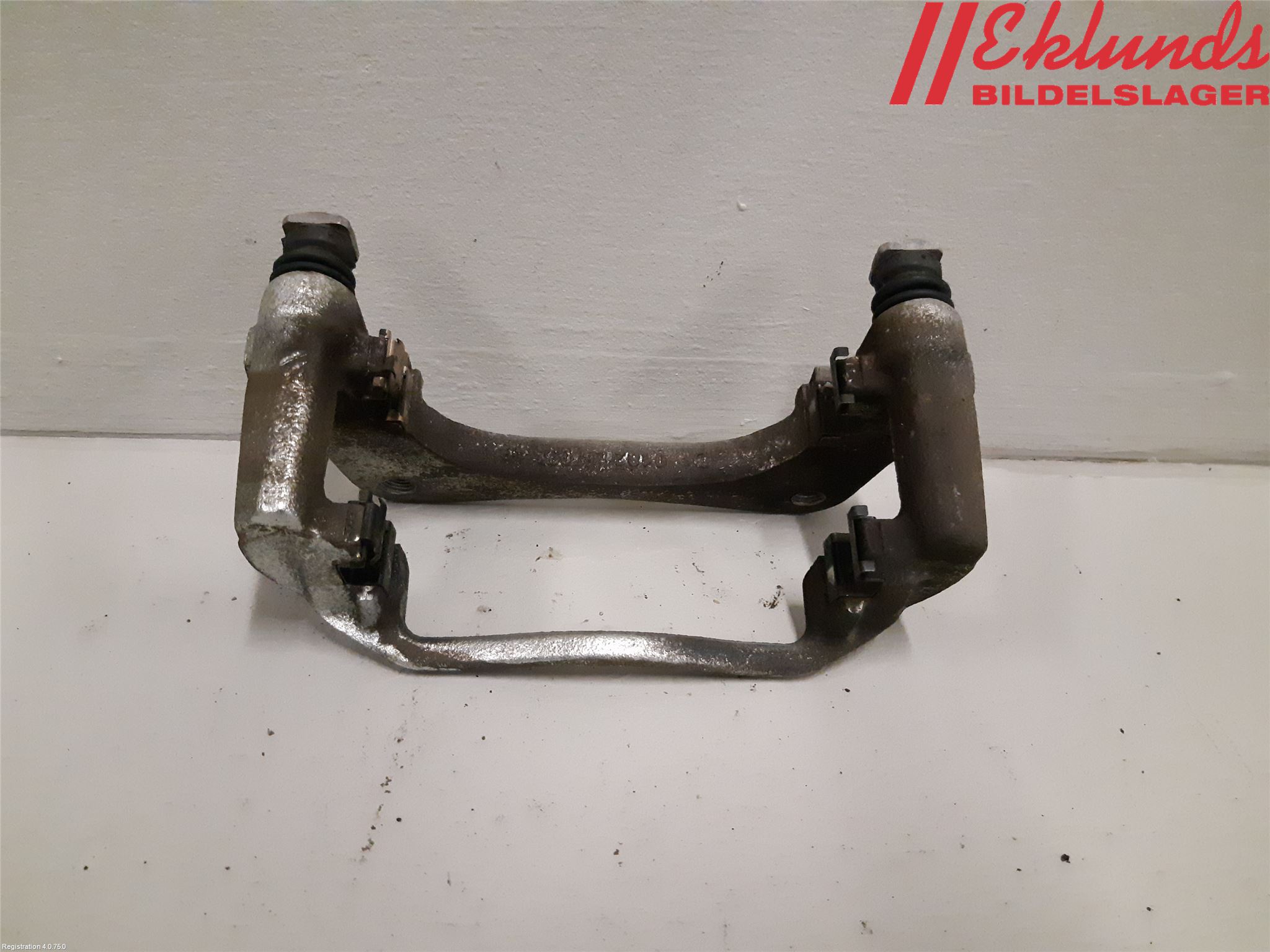 Toyota COROLLA 19- Bromsokshållare