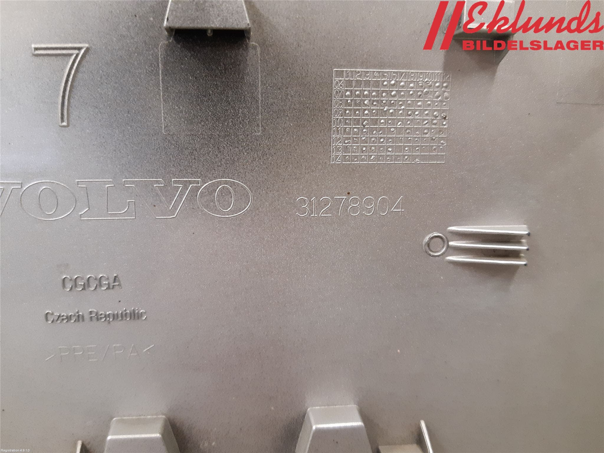 Volvo V70 14-16 Tanklucka