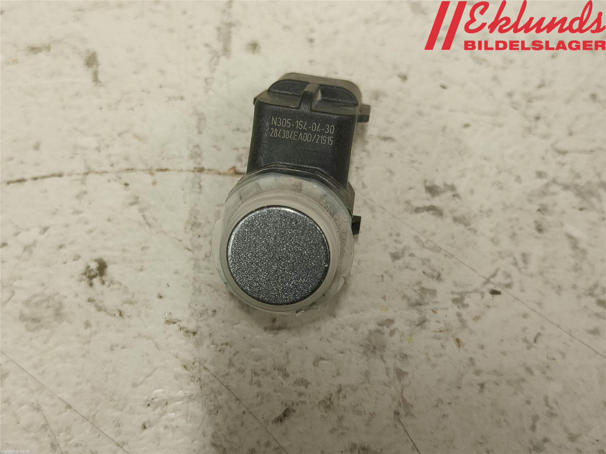 Nissan QASHQAI 14-17 Parkeringshjälp Frontsensor