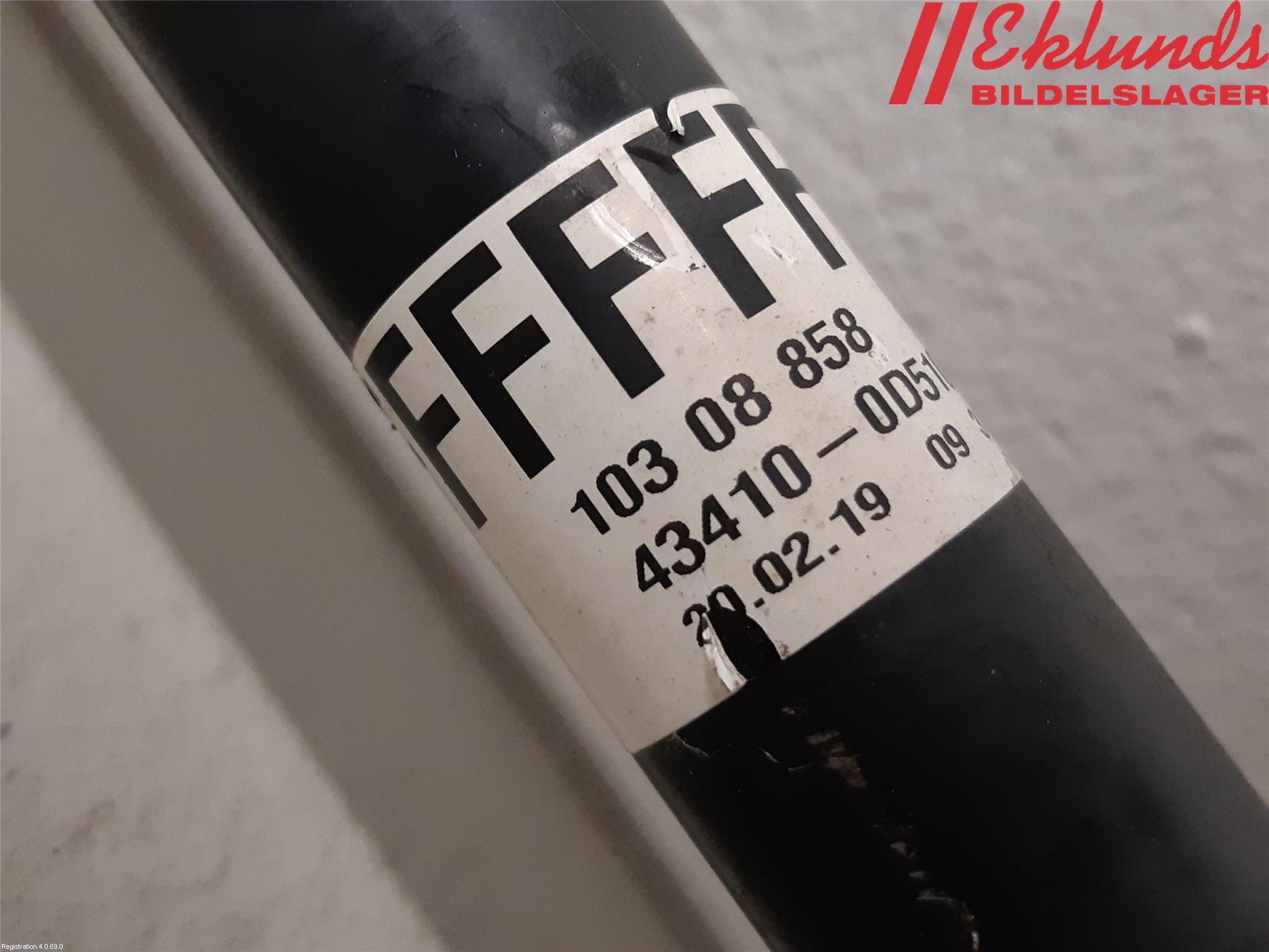 Toyota YARIS XP130 15-20 Drivaxel Fram Höger