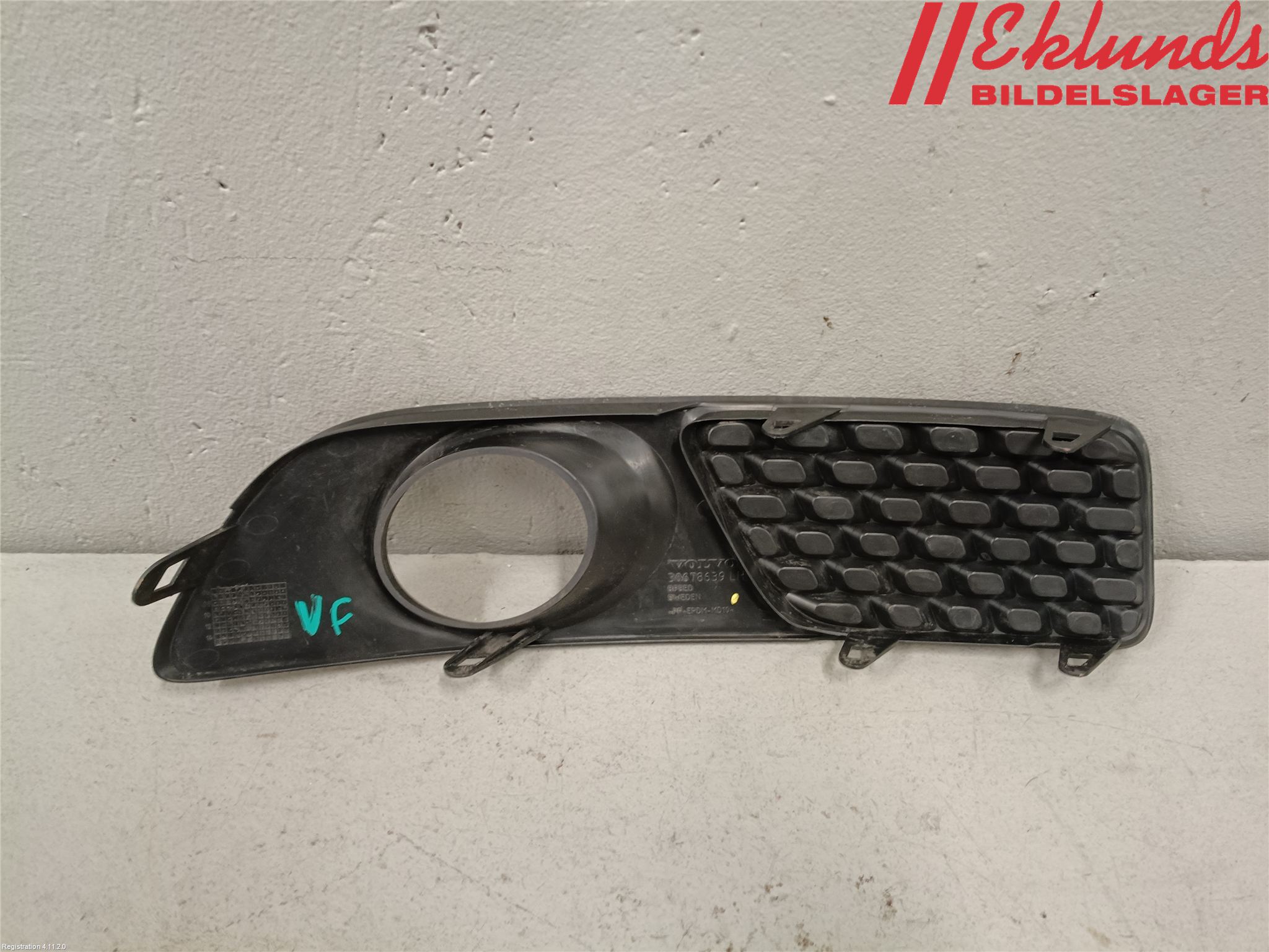 Volvo V70 08-13 Dimljussarg Fram