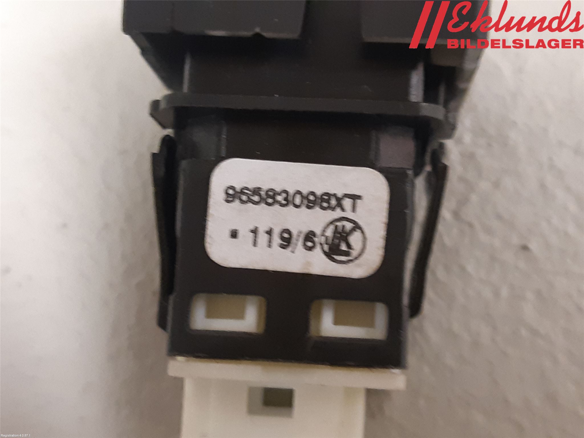 Citroen BERLINGO 08-18 Strömställare Övrigt