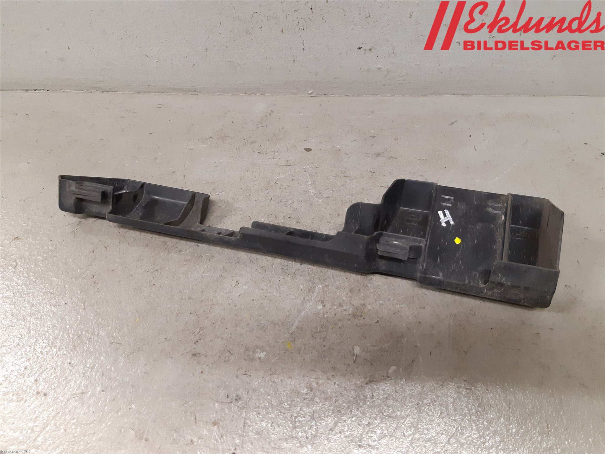 Hyundai VELOSTER 12-17 Deflektor Plåt-Plast Kylning