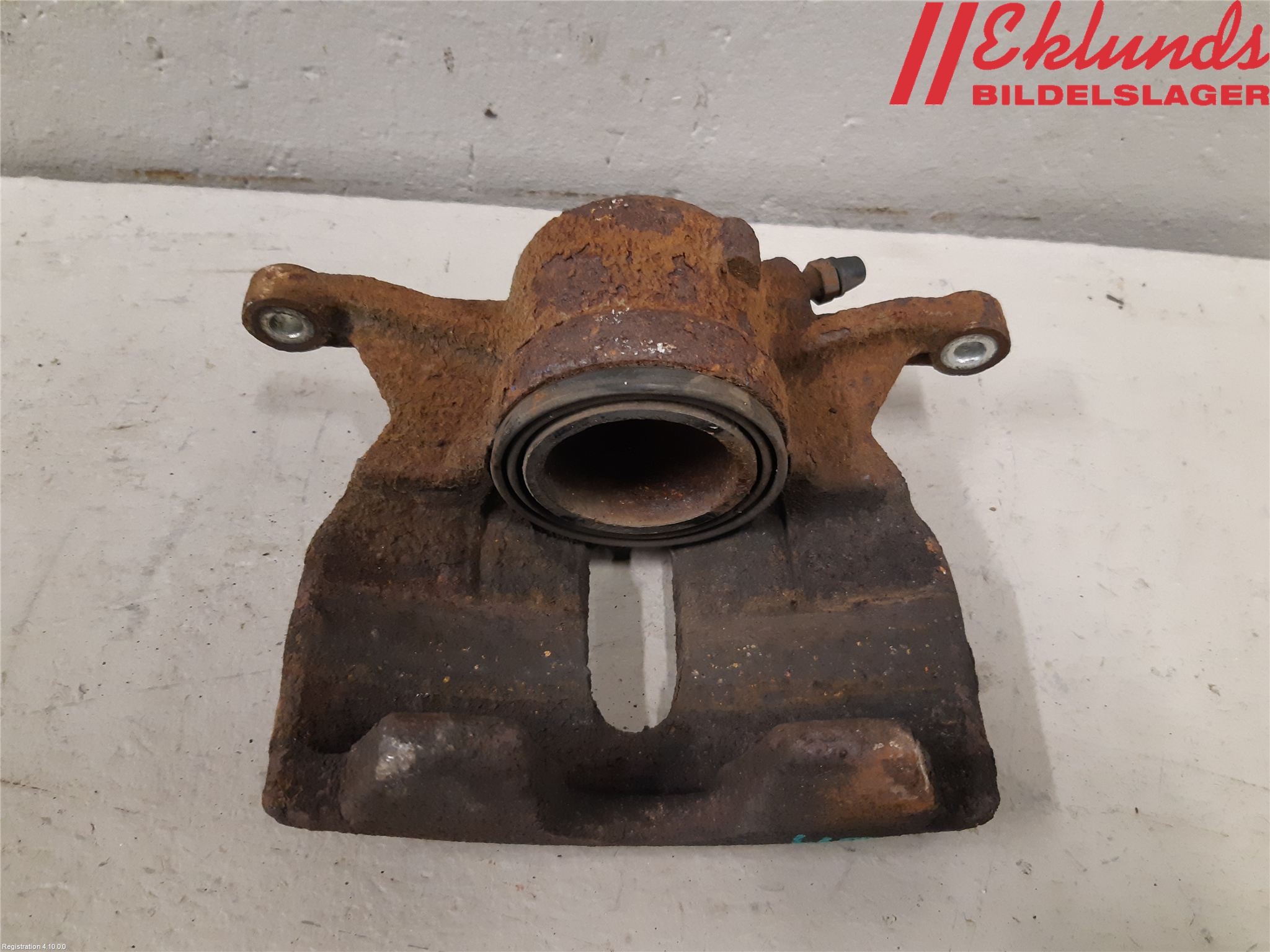 Volkswagen VW PASSAT 15-19 Bromsok Fram Höger
