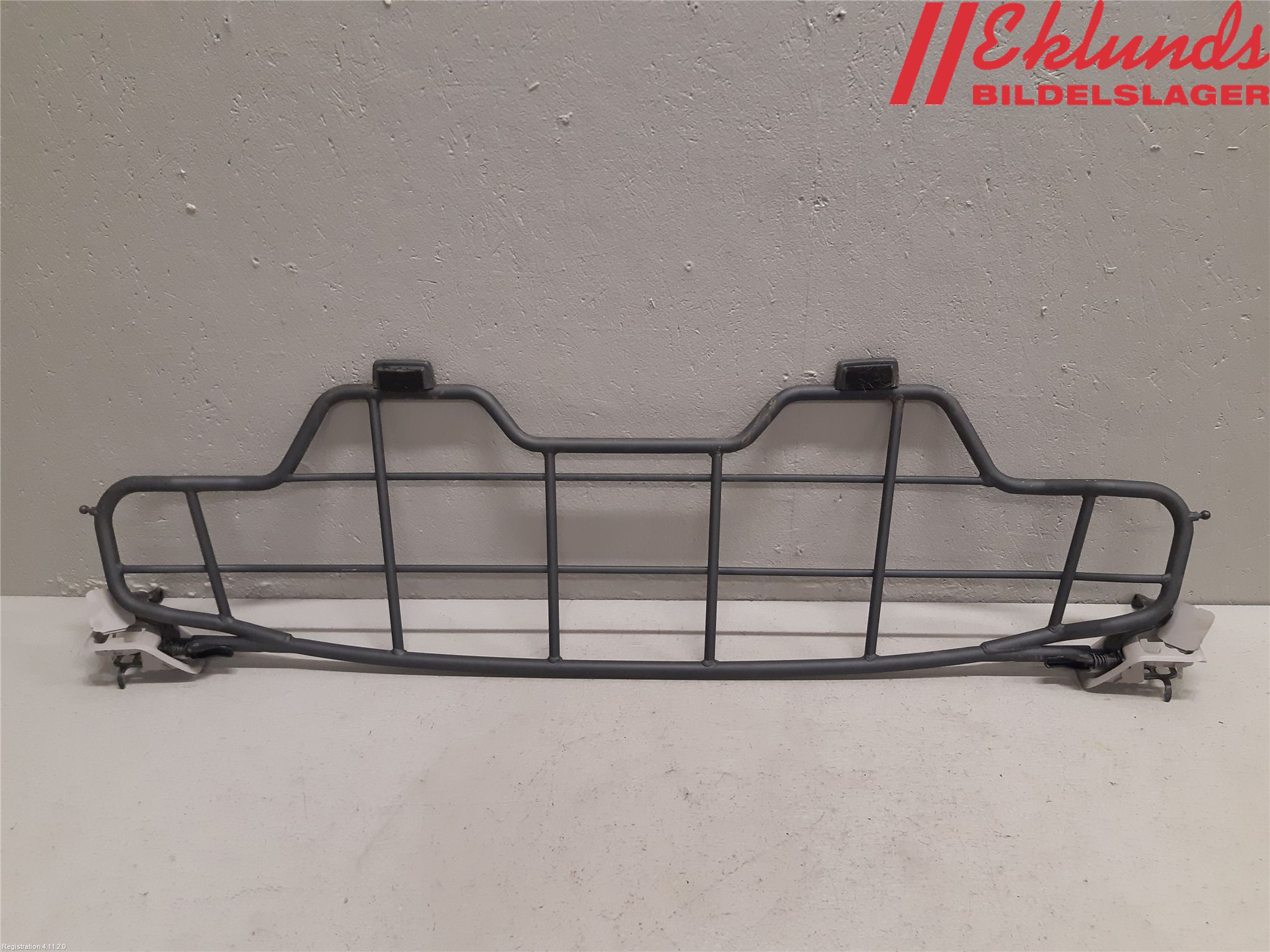 Volvo XC70 08-13 Lastförskjutningsskydd-Galler