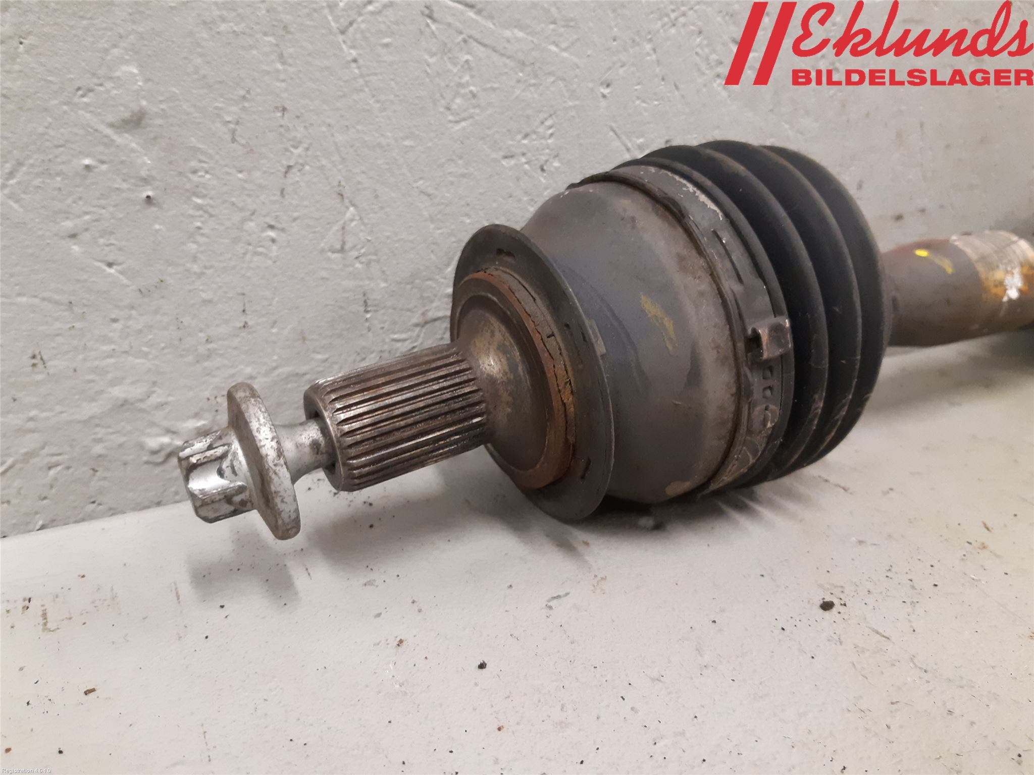 Mercedes-Benz MB CLA-KLASS (C117/X117) 13-19 Drivaxel Fram Vänster