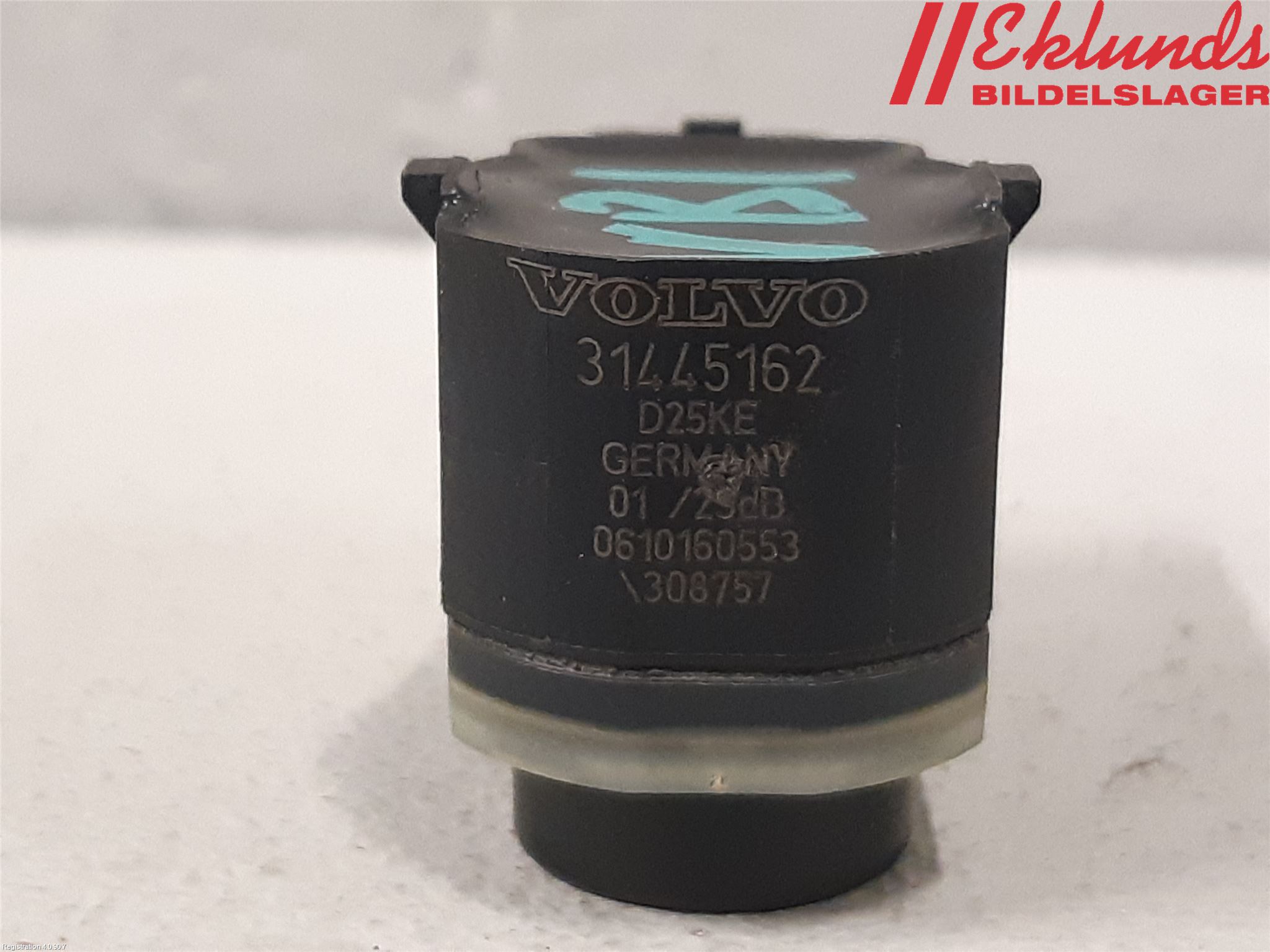 Volvo V60 CROSS COUNTRY 16-18 Parkeringshjälp Backsensor