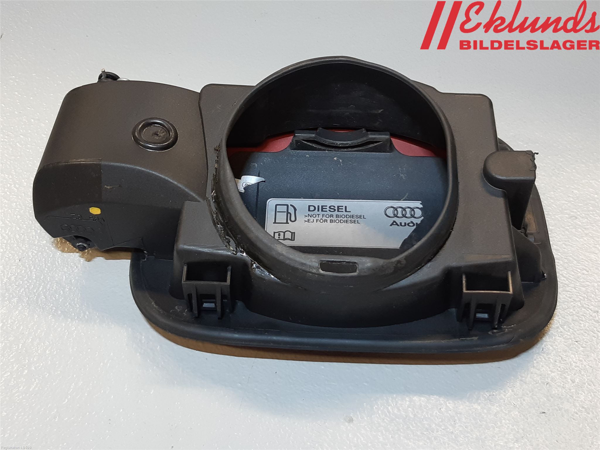 Audi A6/S6     05-11 Tanklucka