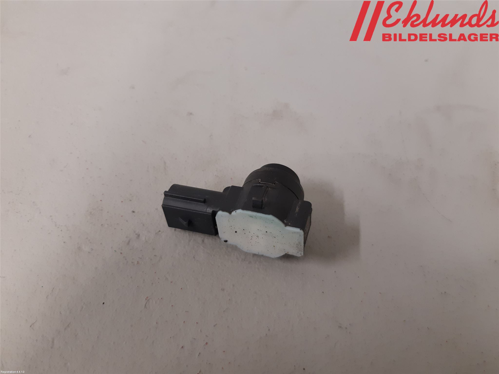 Ford TRANSIT/TOURNEO COURIER 13-23 Parkeringshjälp Backsensor