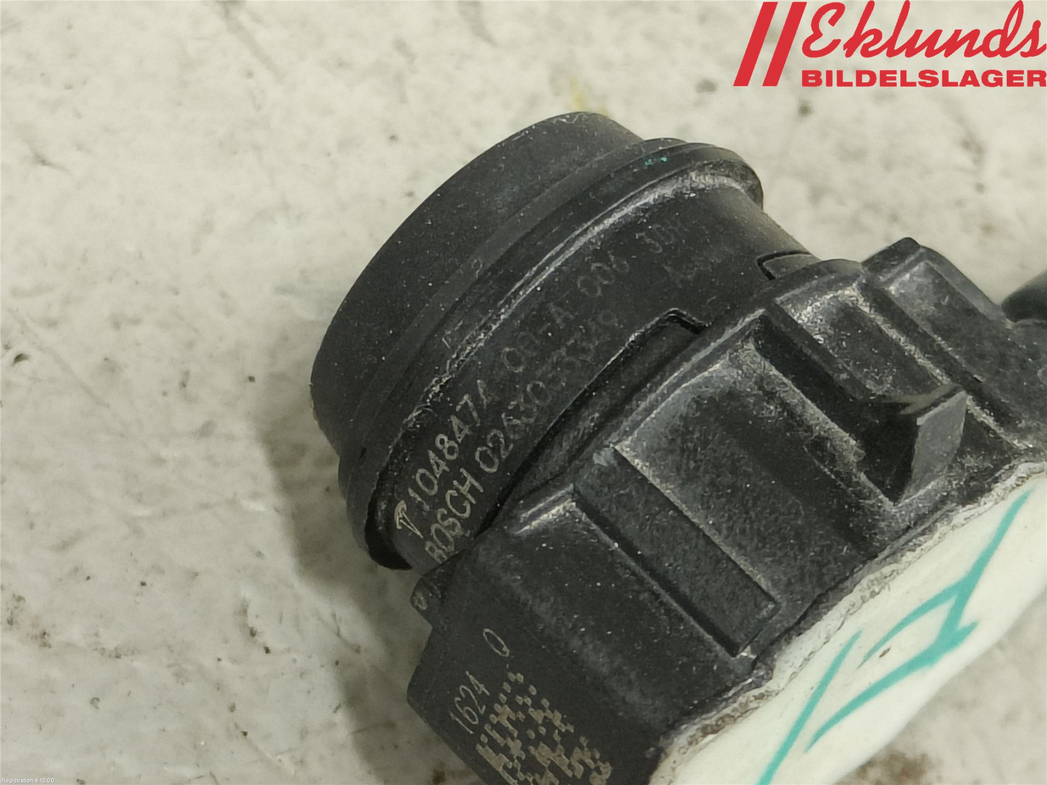 Tesla MODEL S 13- Parkeringshjälp Frontsensor