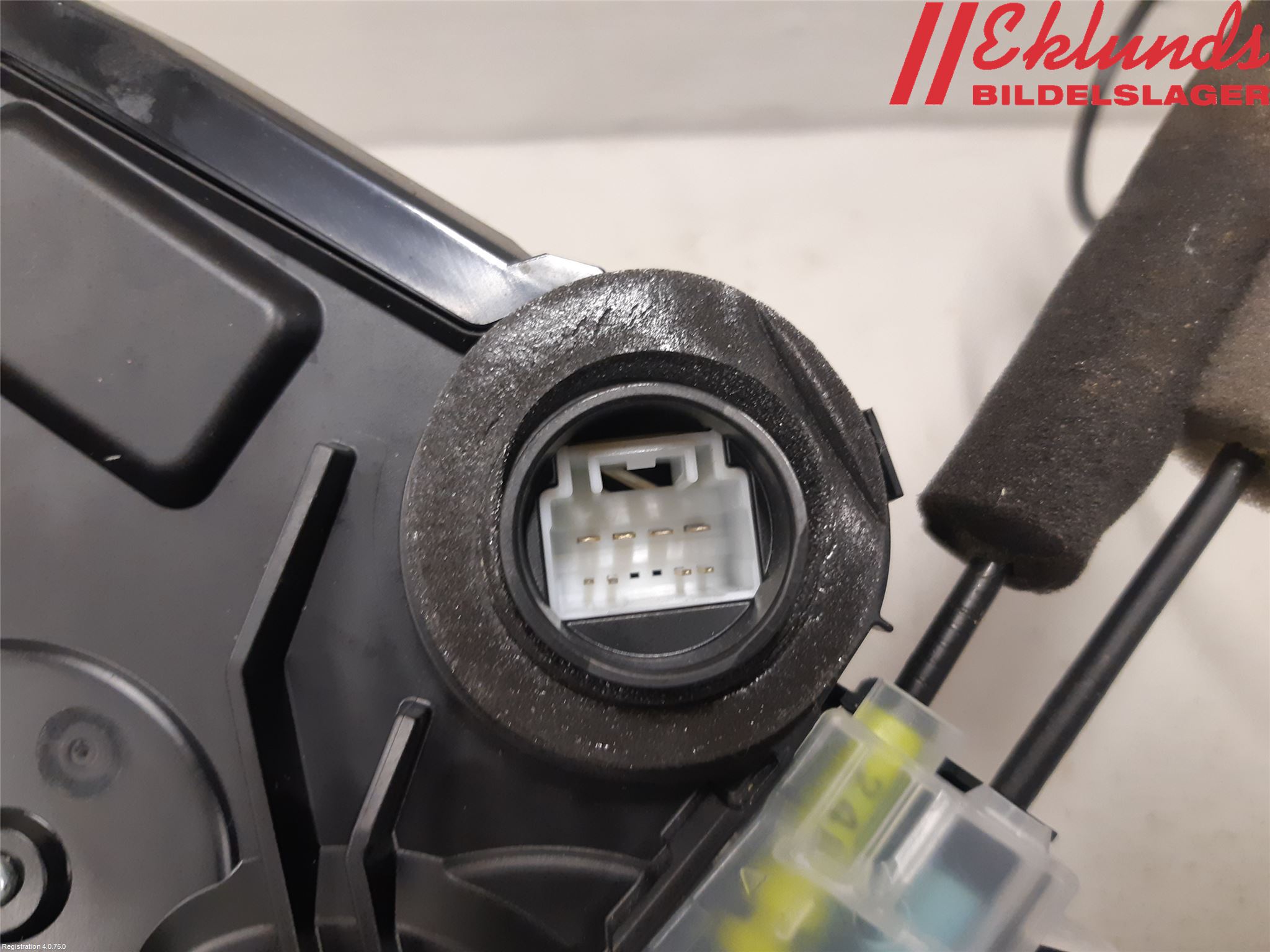 Lexus ES 250/300/330 Låskista-Dörrlås