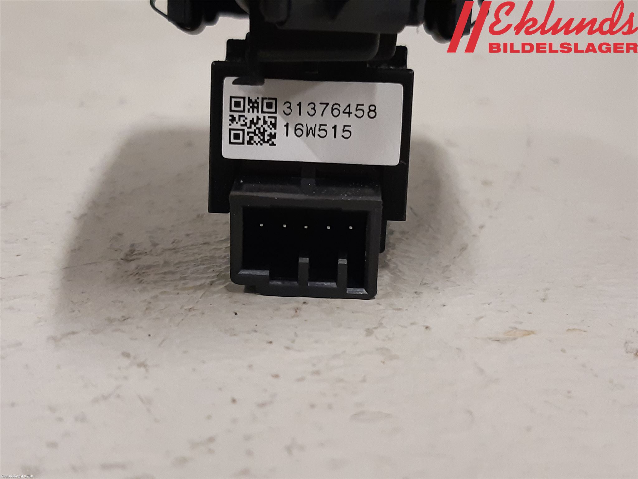 Volvo V90 17->> Strömställare Elhiss