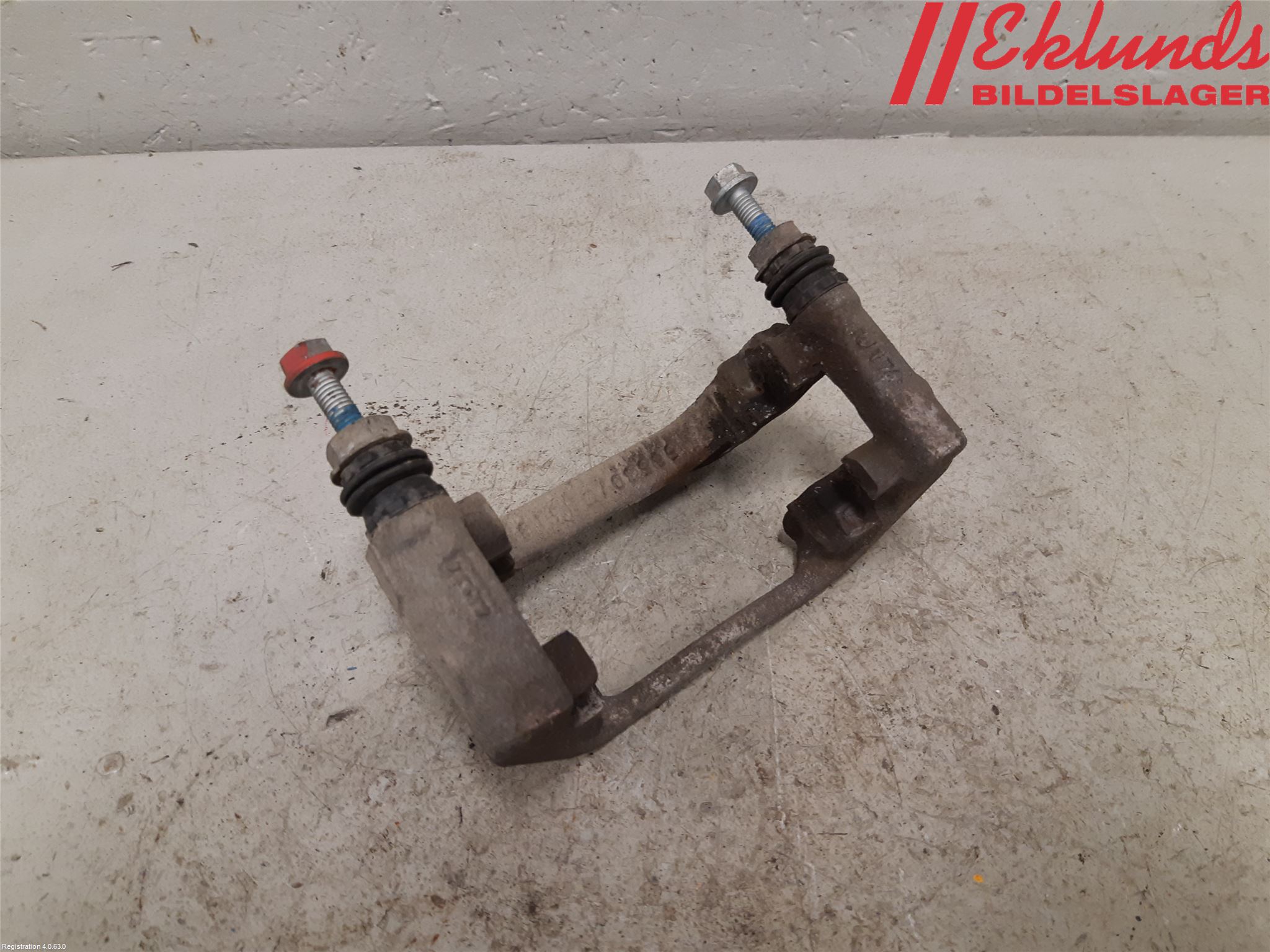 Toyota PROACE II 16- Bromsokshållare