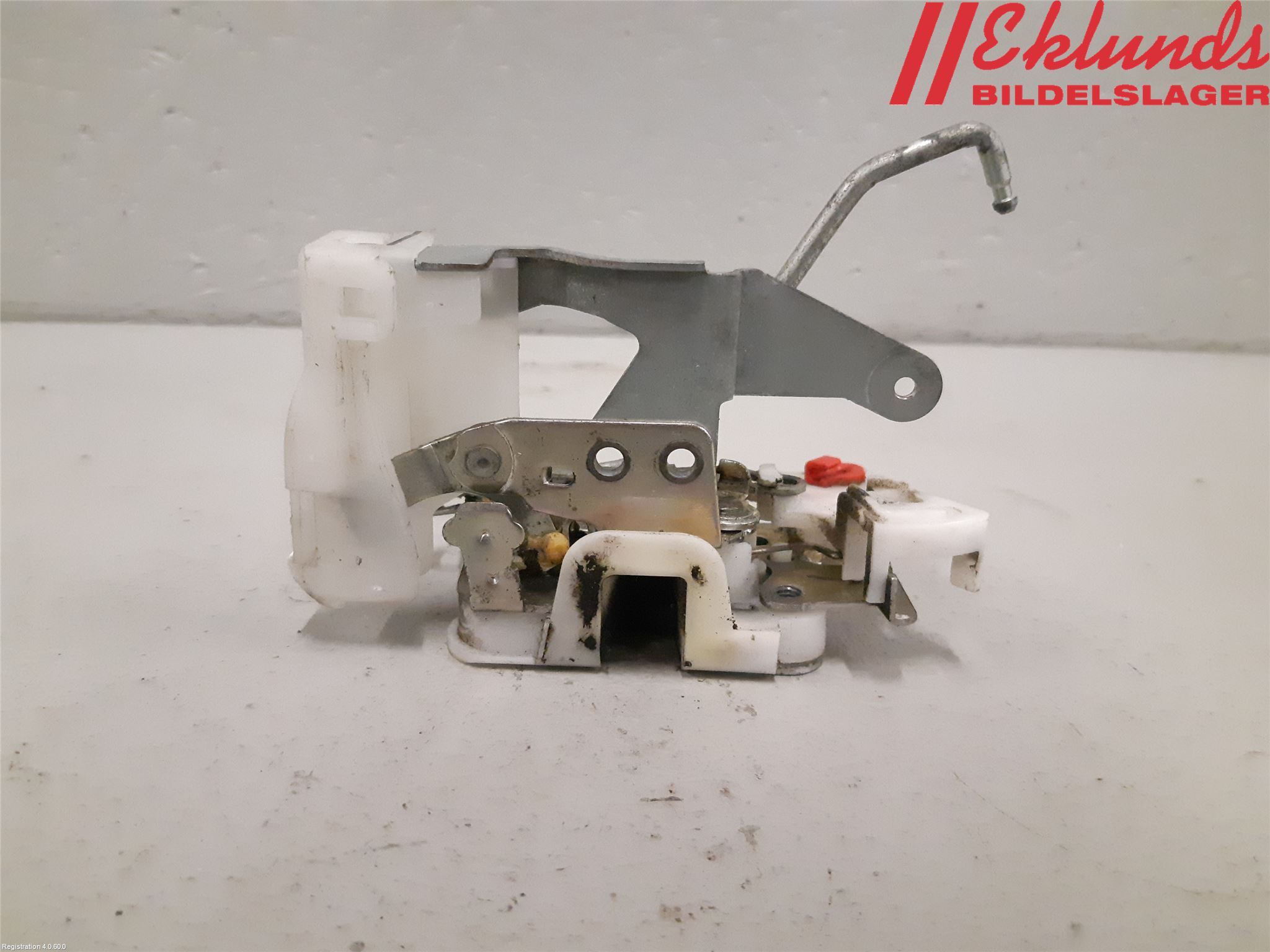 Toyota AYGO 06-14 Låskista-Dörrlås