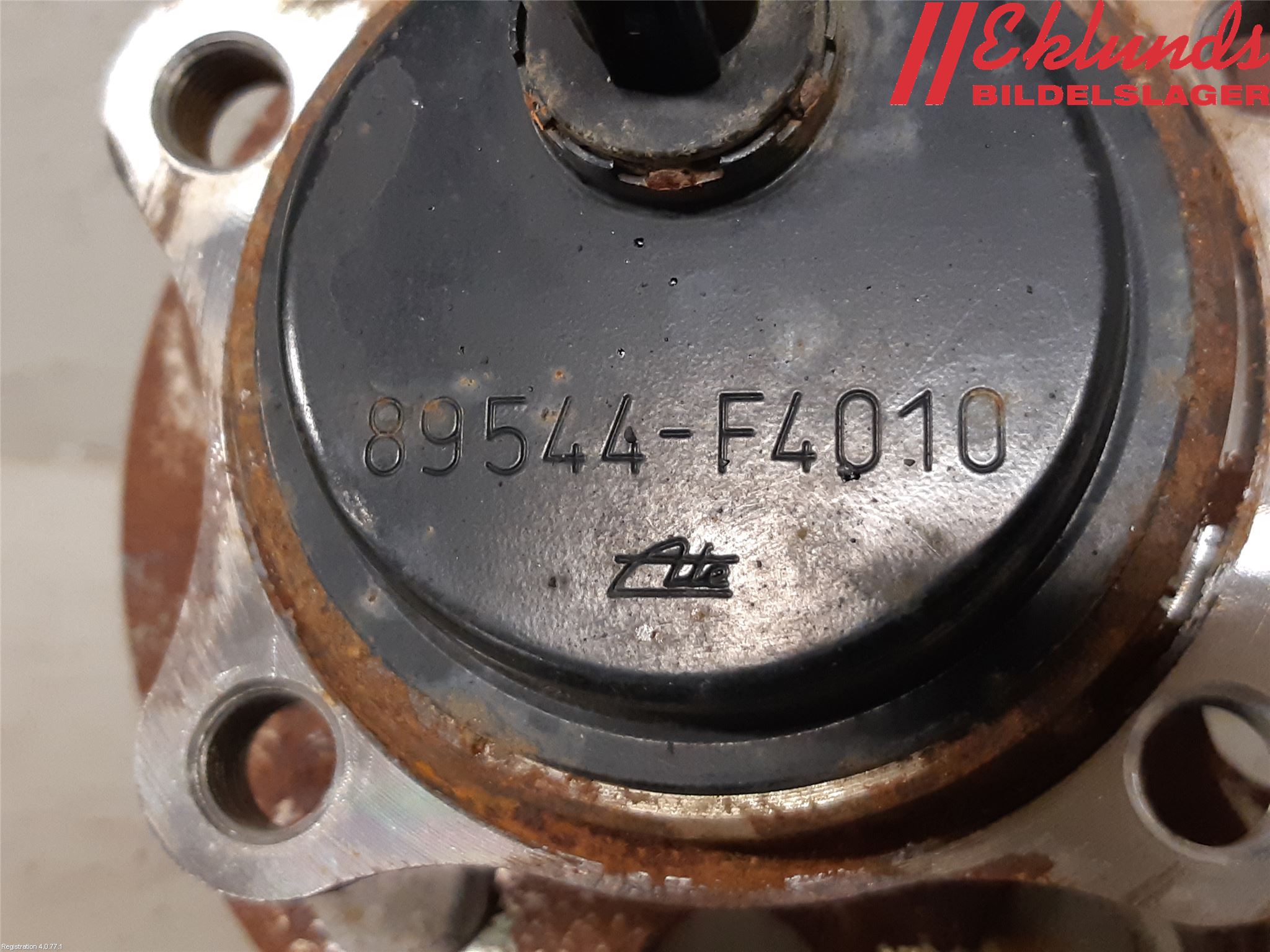 Toyota COROLLA 19- Nav Bak