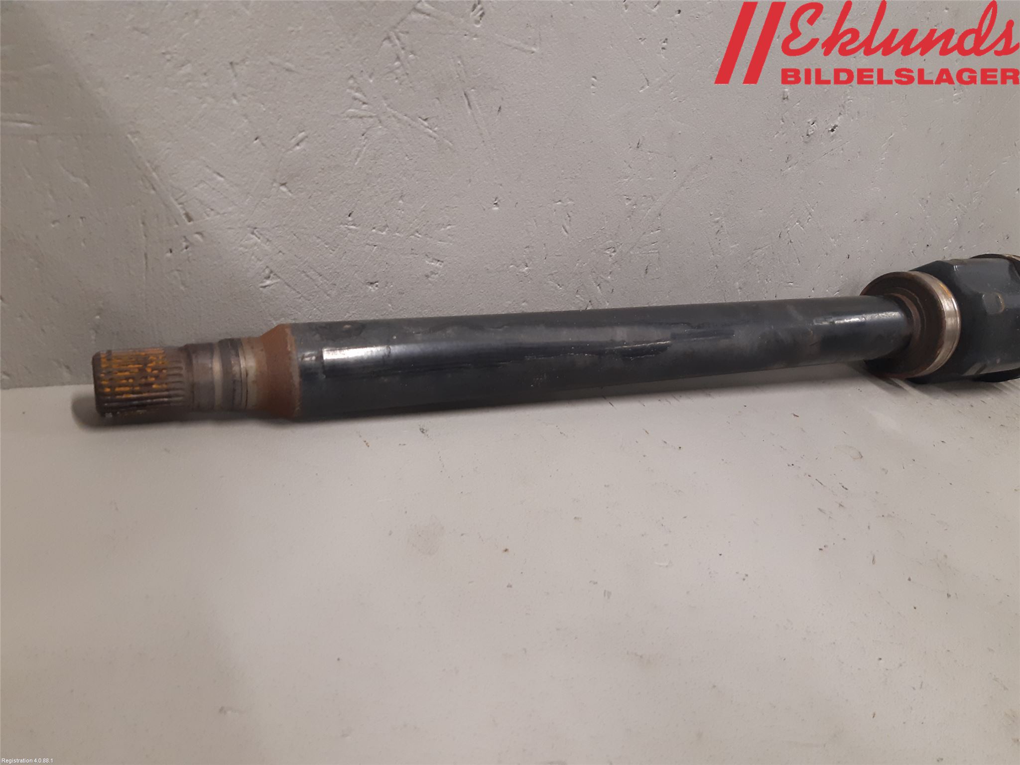 Volvo V60 11-13 Drivaxel Fram Höger