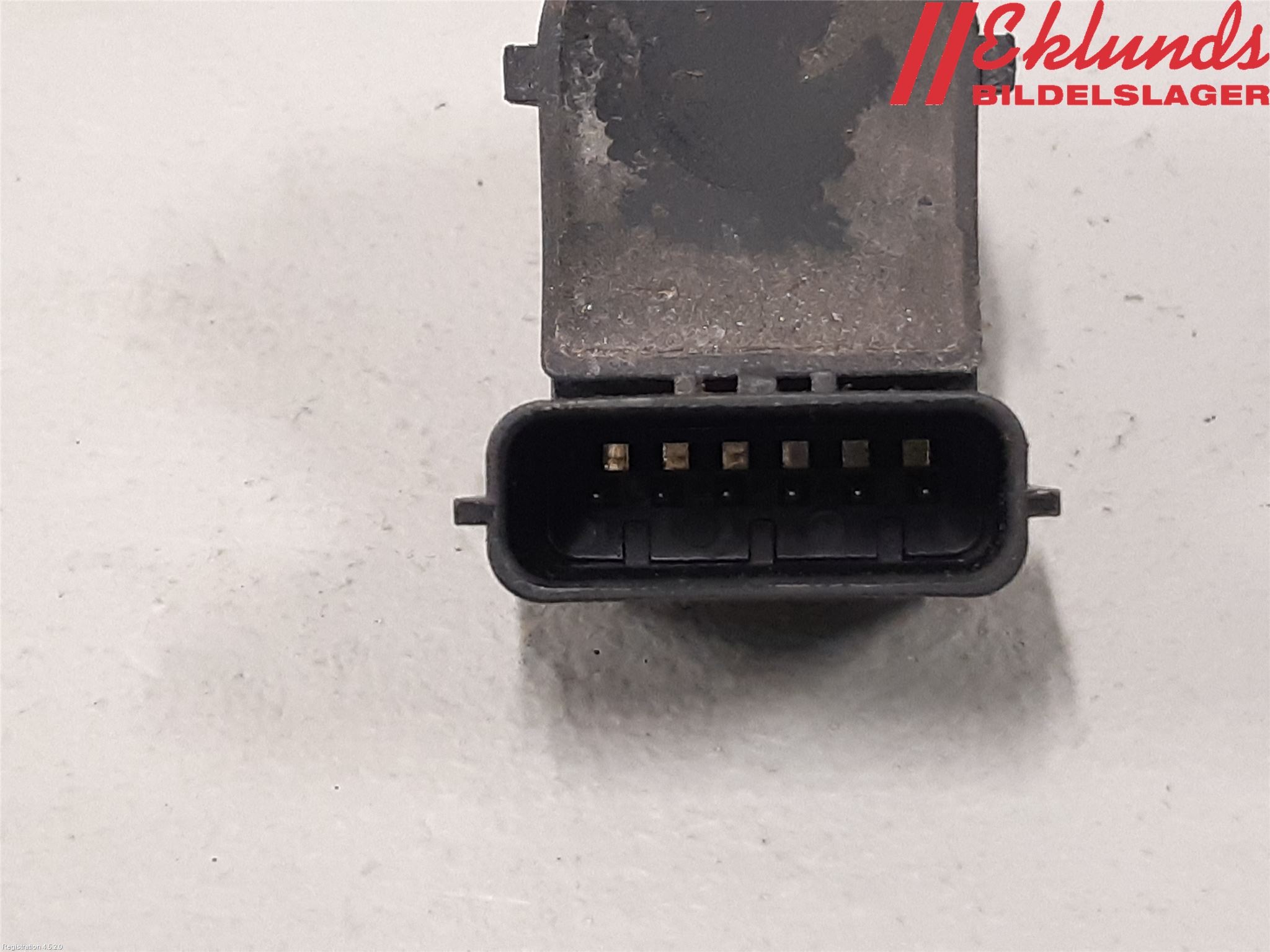 Kia OPTIMA 16-20 Parkeringshjälp Frontsensor
