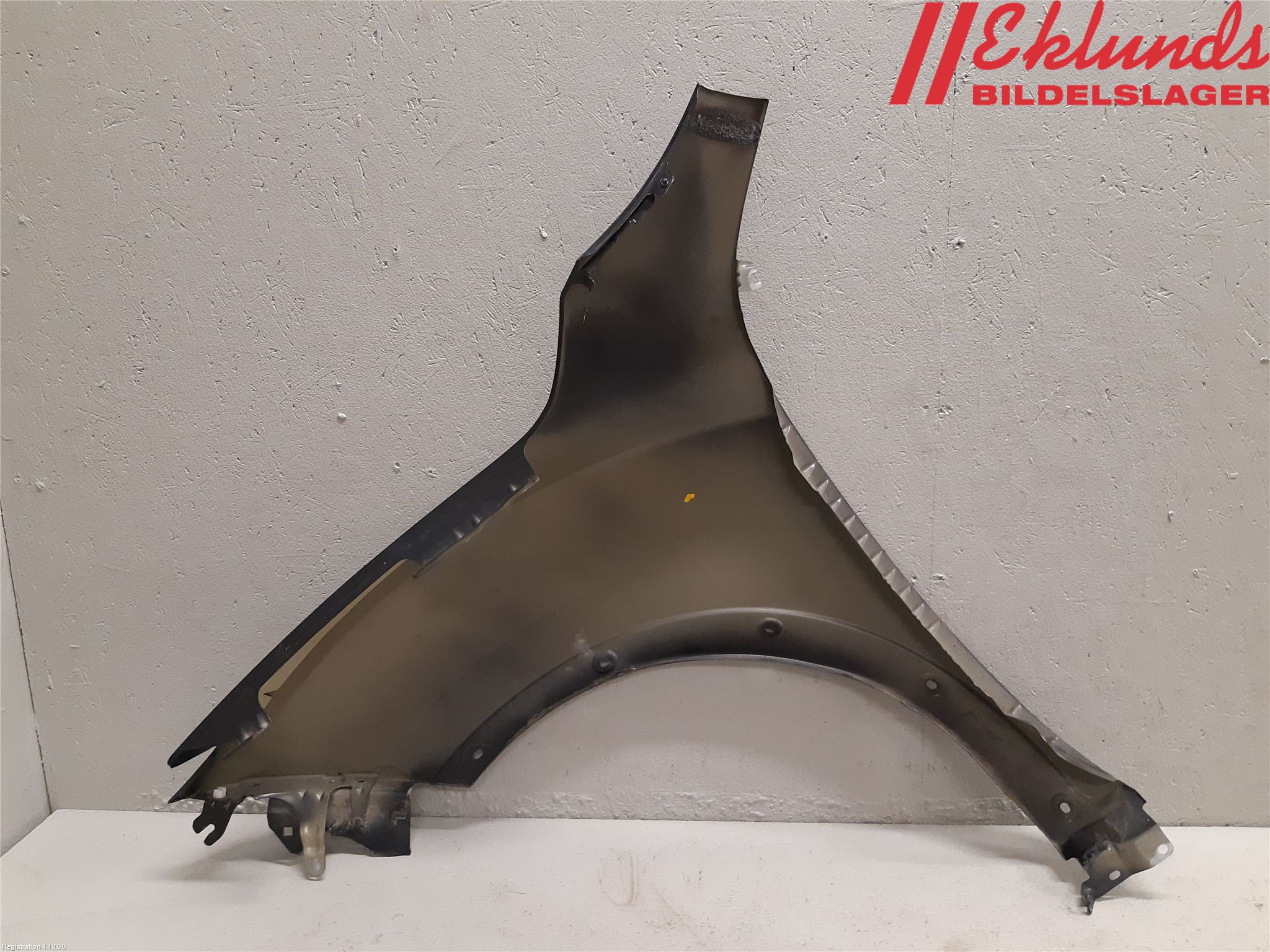 Nissan JUKE 14-19 Skärm Fram Höger