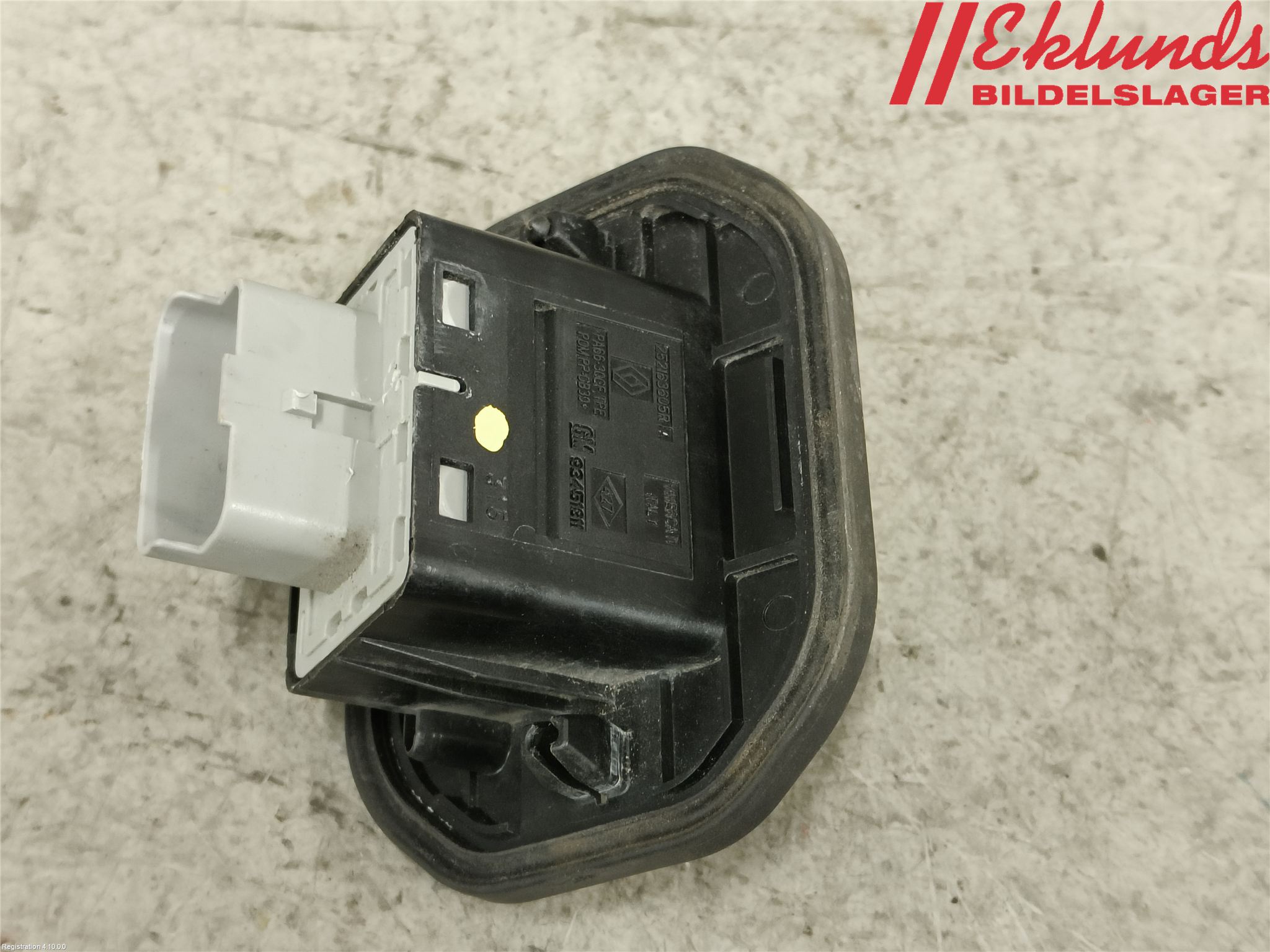 Renault TRAFIC/E-TECH 15- Centrallåskontakt Vid Lås