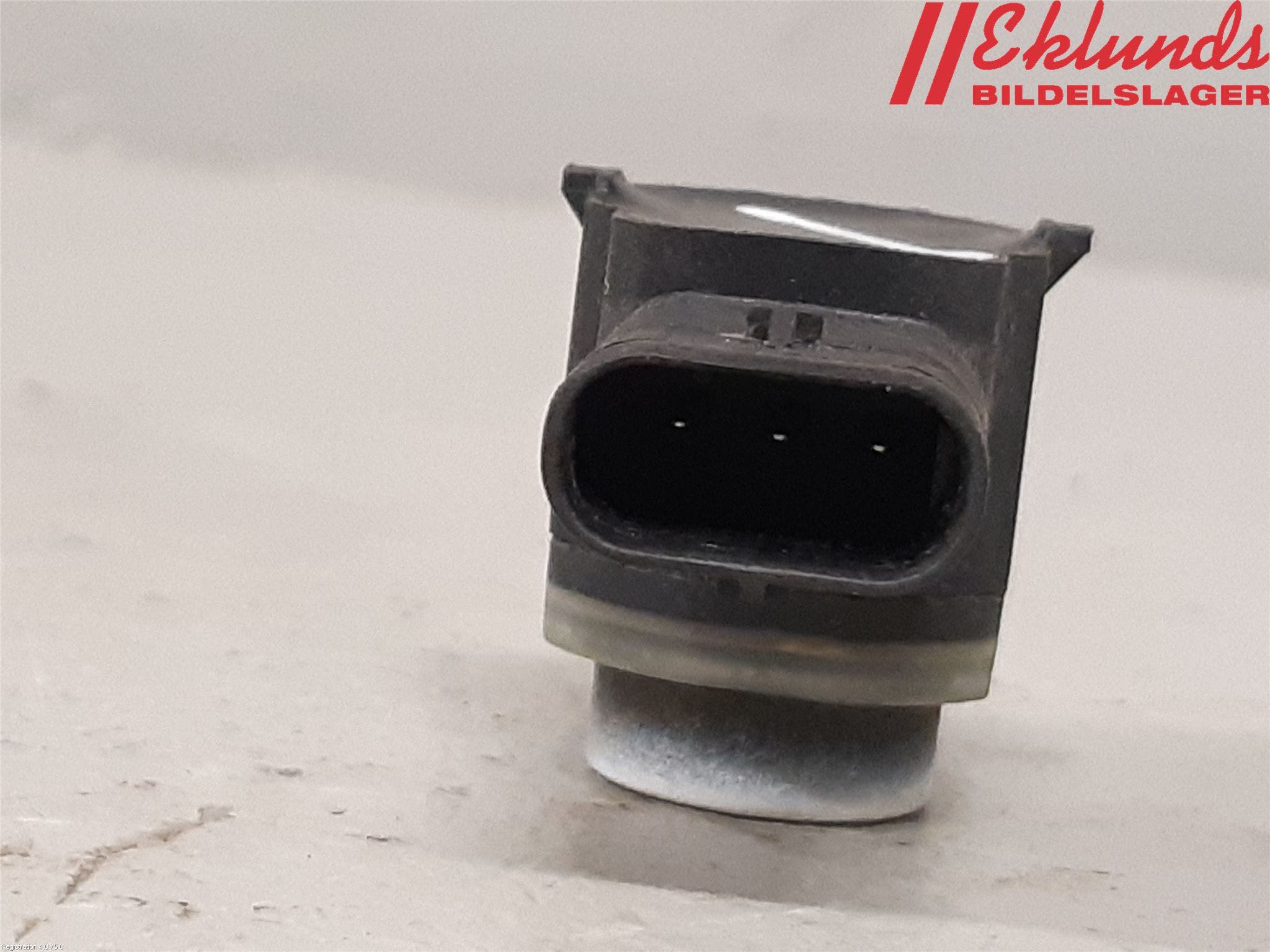 Volkswagen VW PASSAT 11-14 Parkeringshjälp Frontsensor