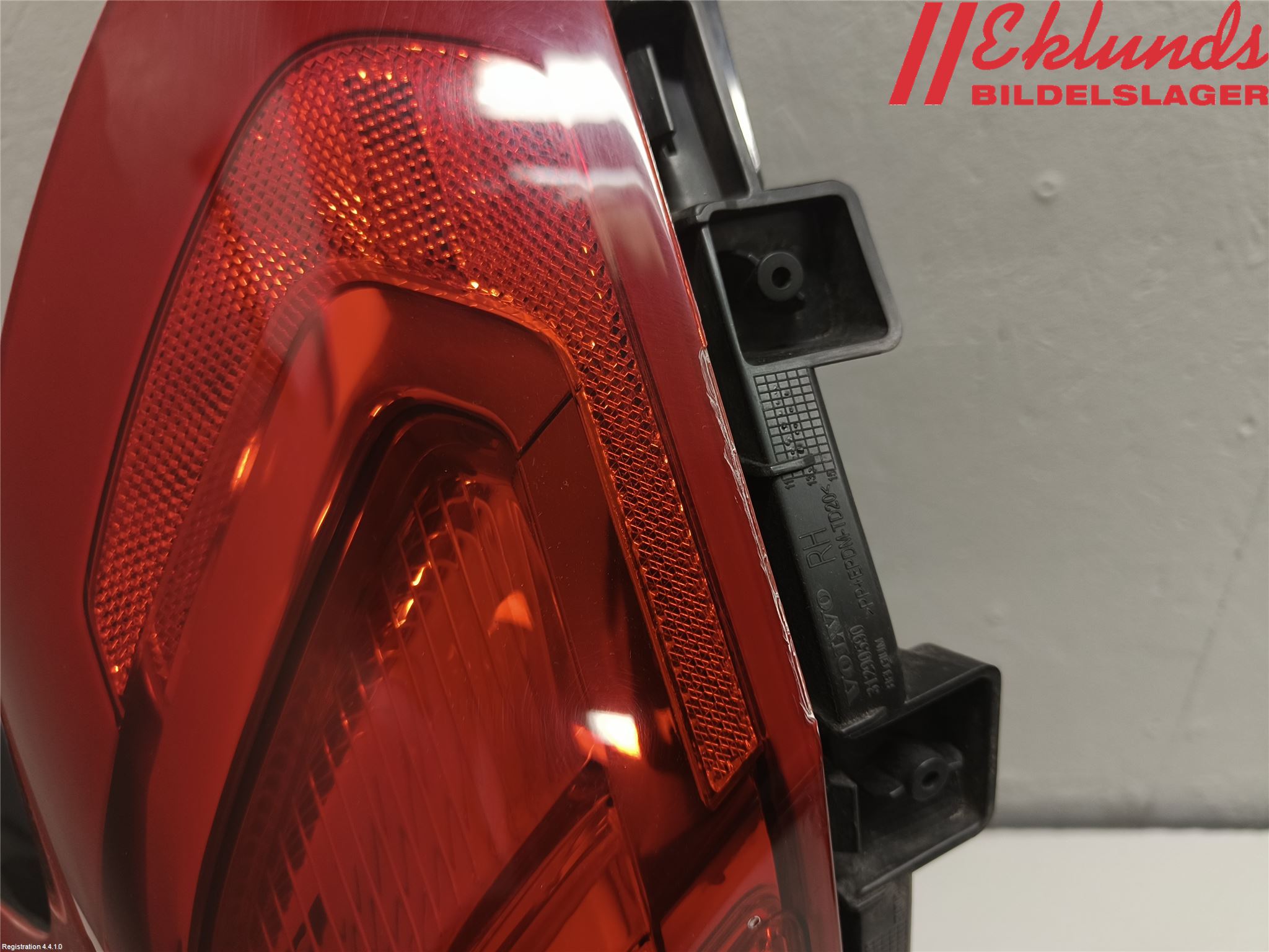 Volvo V40 12-19 Bakljus Höger