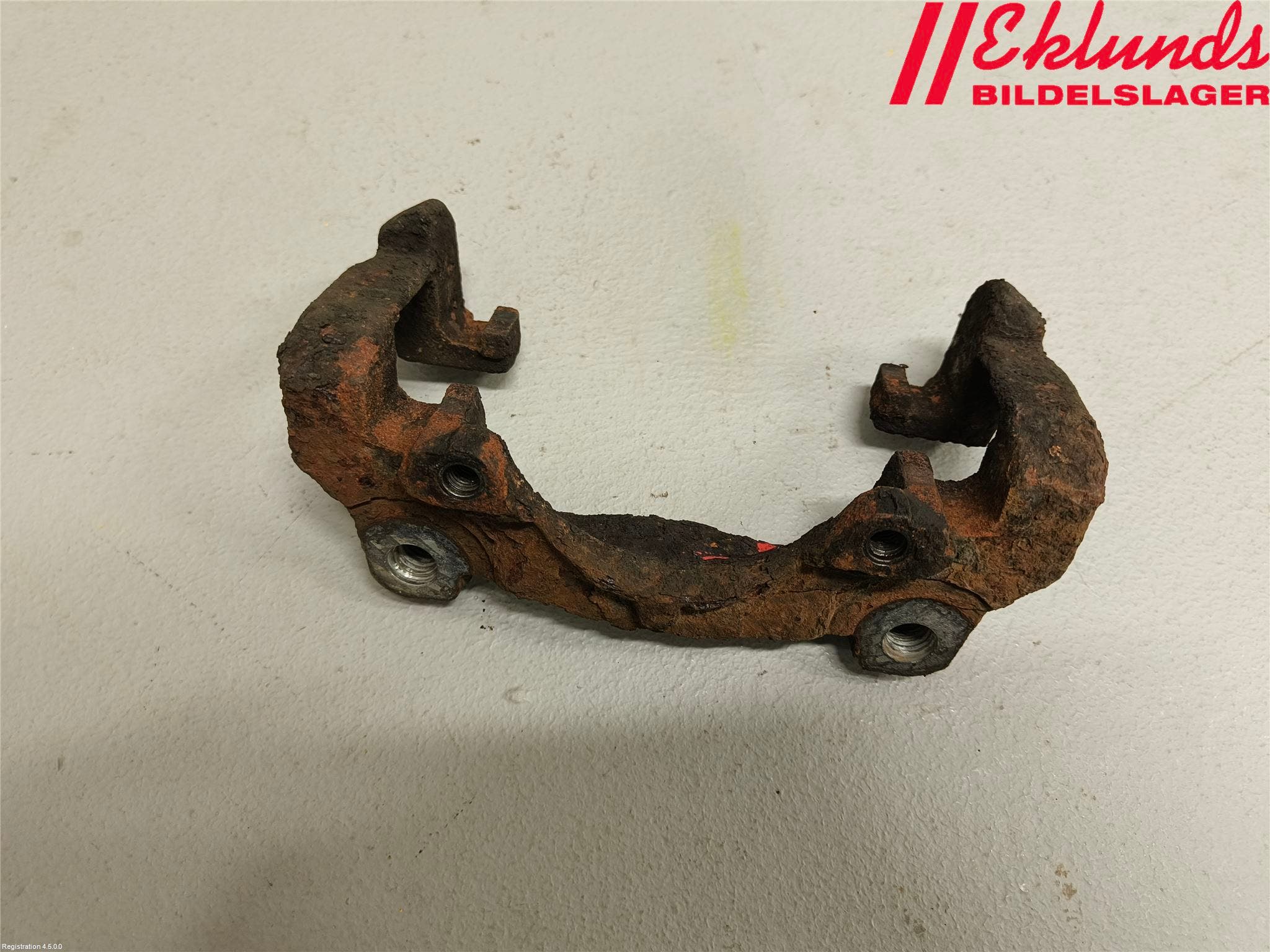 Volvo V70 08-13 Bromsokshållare