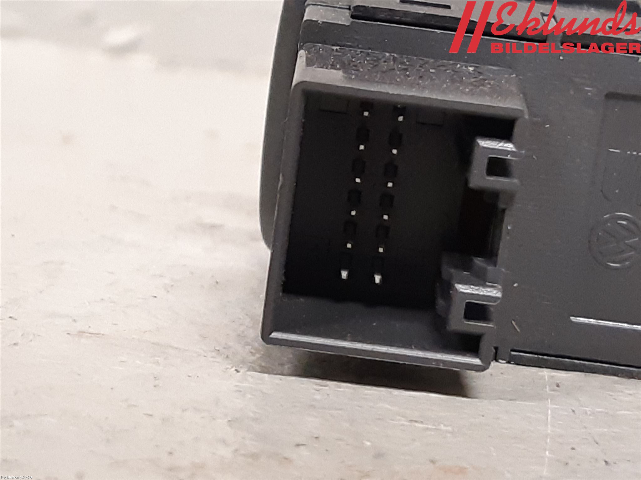 Seat ATECA 16->> Strömställare Parkeringsbroms