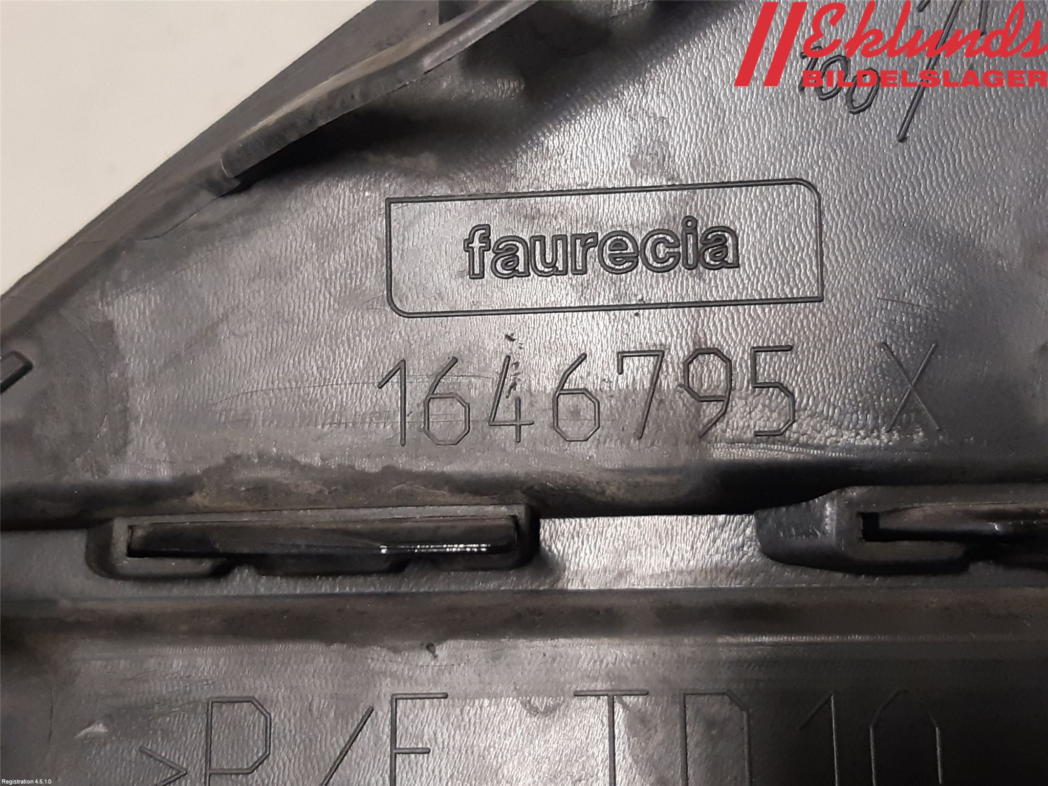 Citroen DS 4 CROSSBACK 16-18 Dimljussarg Fram