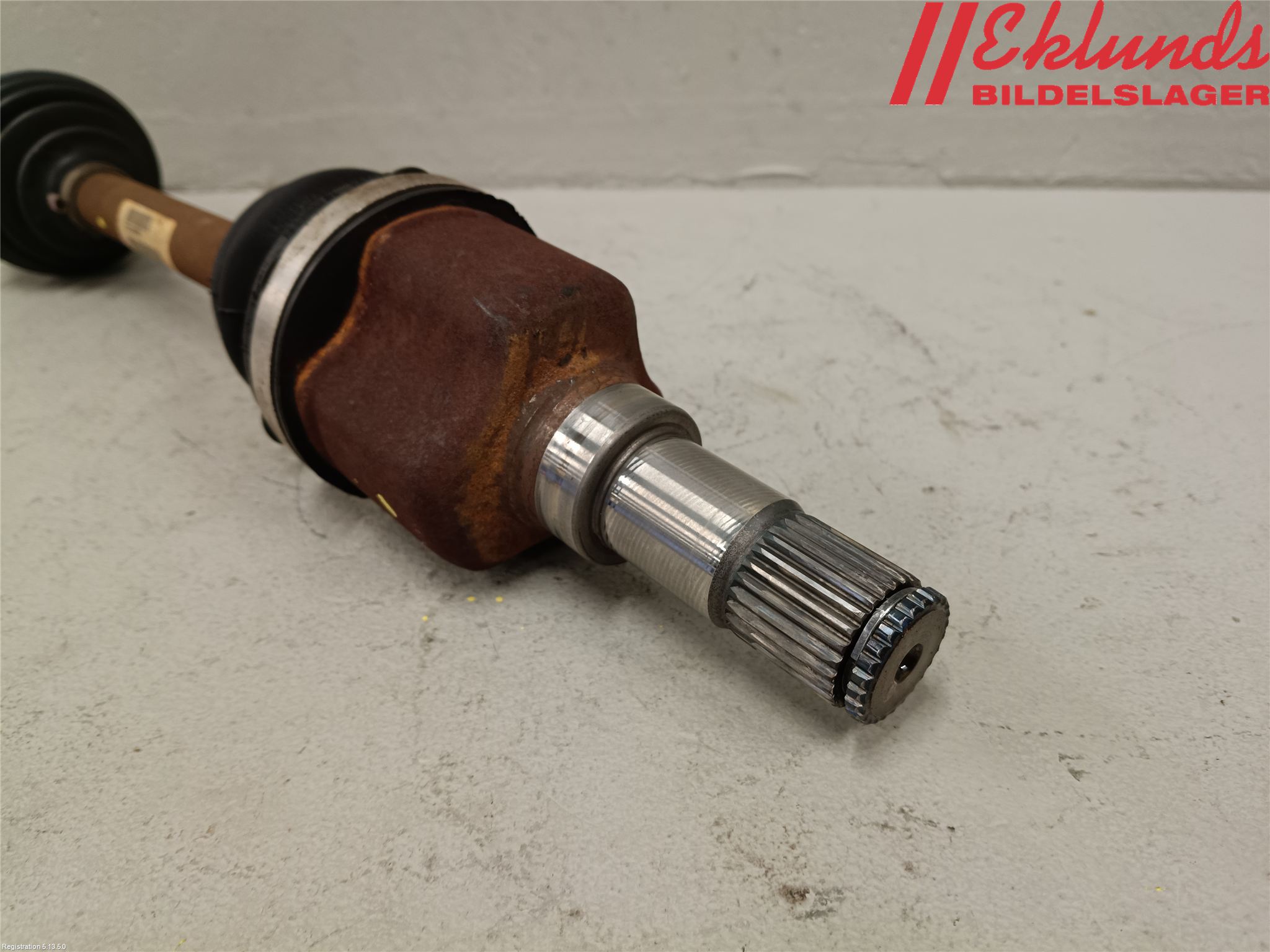 Volvo V50 08-12 Drivaxel Fram Vänster