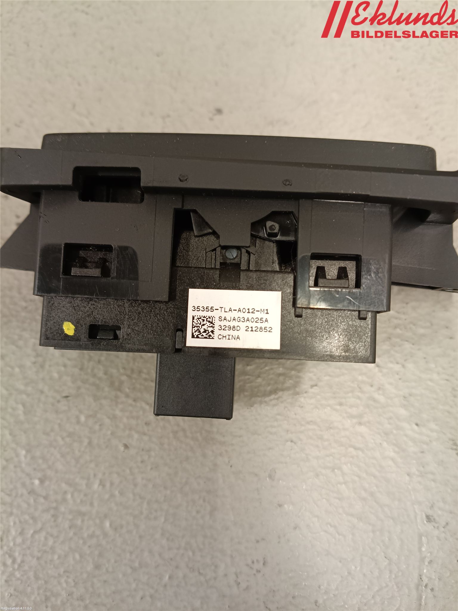 Honda CR-V 19-22 Strömställare Parkeringsbroms