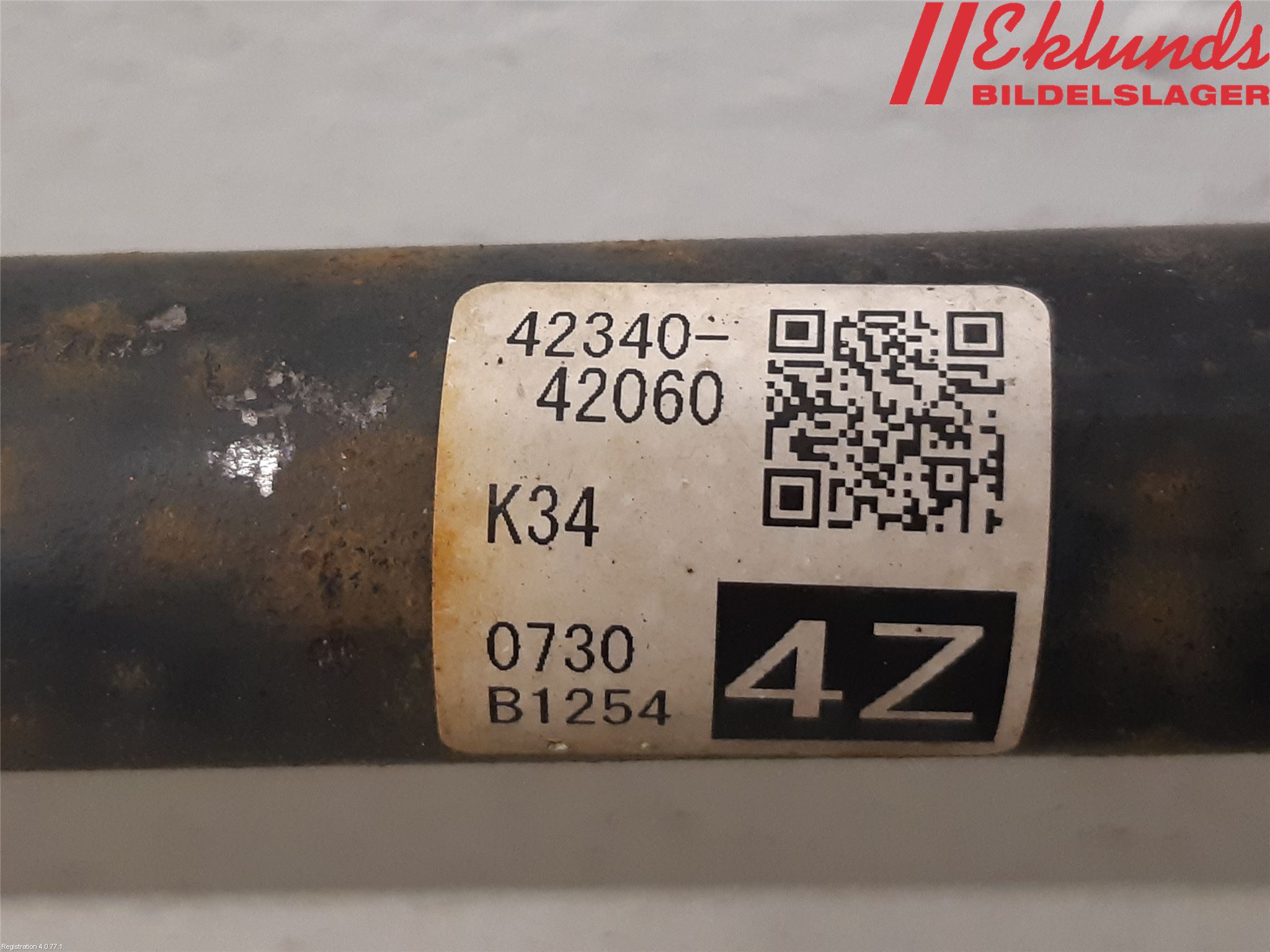 Toyota RAV4 19- Drivaxel Bak Vänster