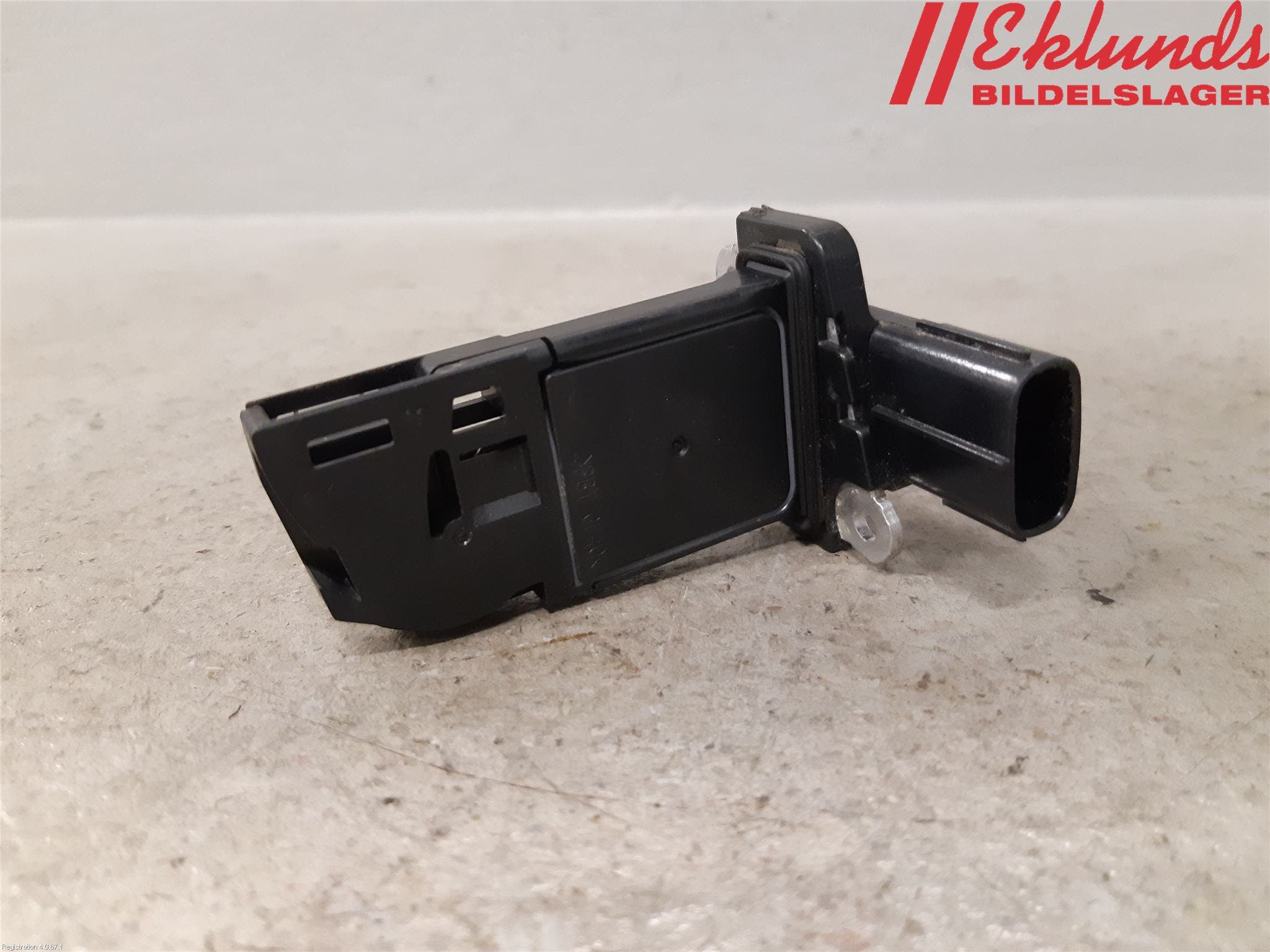 Toyota AVENSIS 09-15 Injluftmassamätare