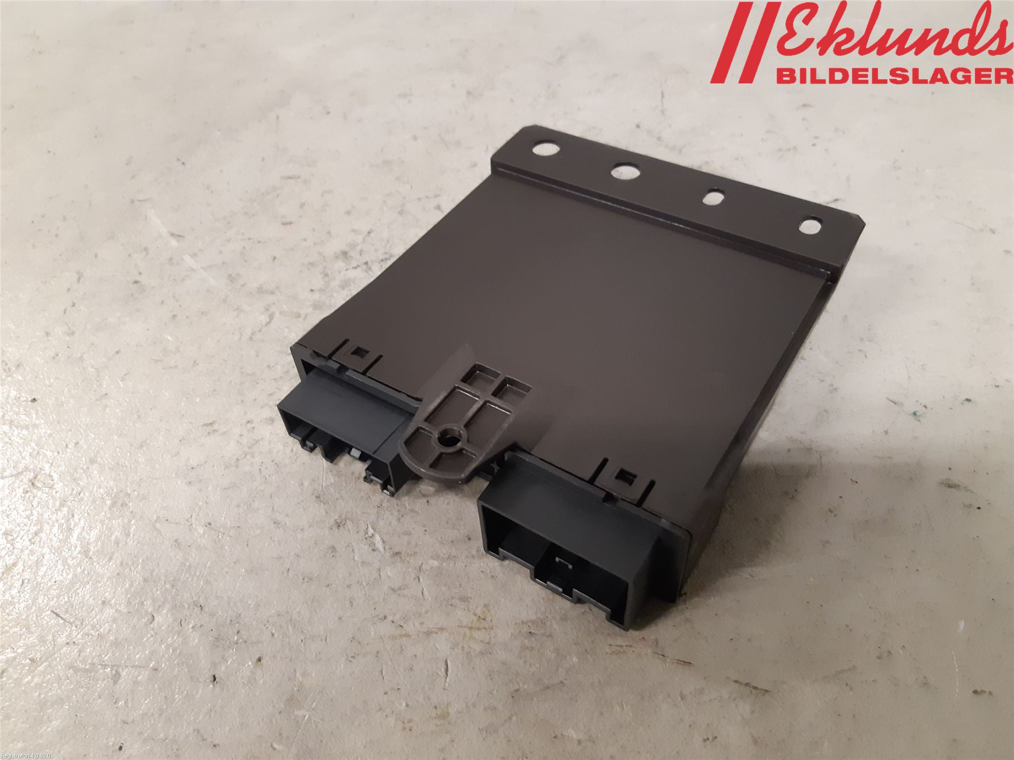 Volvo V90 17->> Styrenhet Baklucka