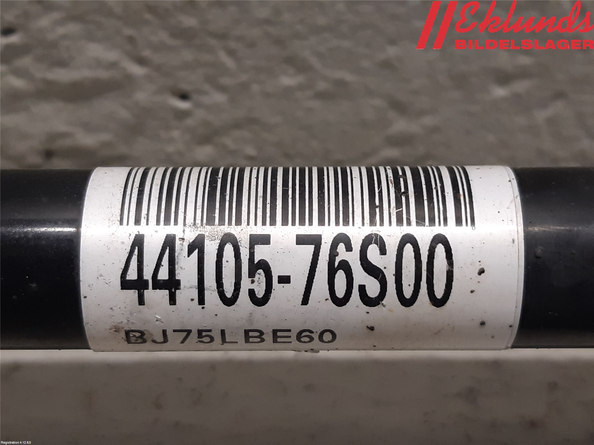 Suzuki VITARA 15- Drivaxel Bak Höger