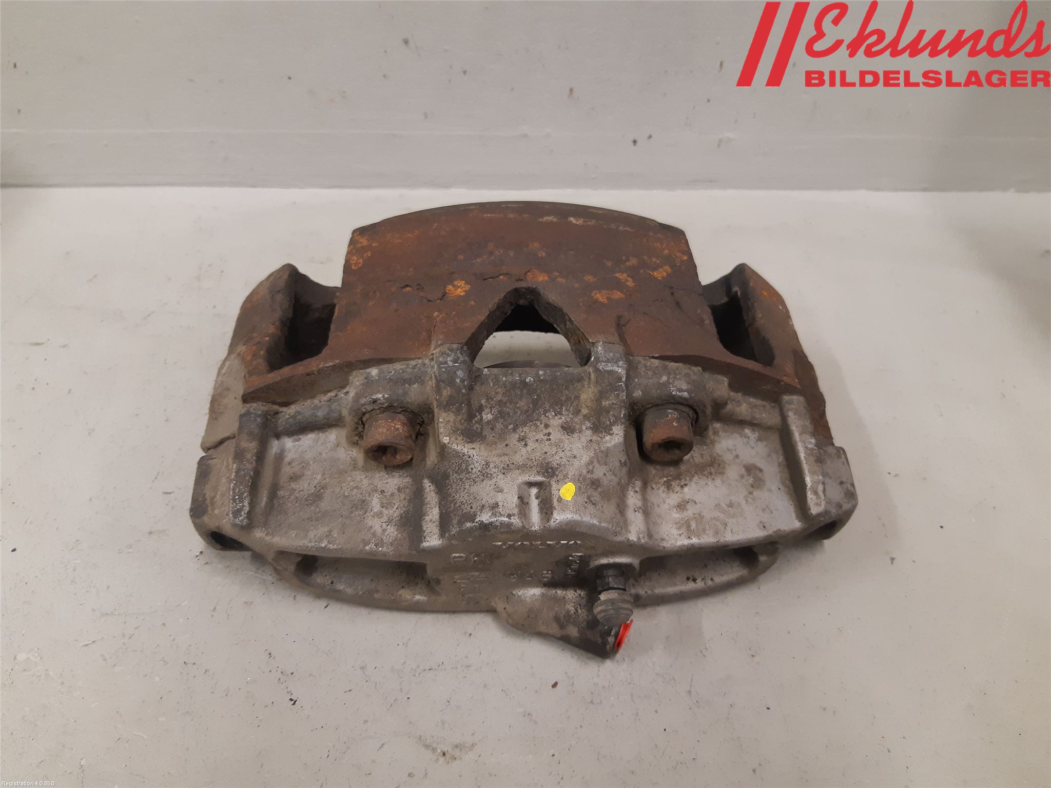 Volvo XC70 08-13 Bromsok Fram Höger